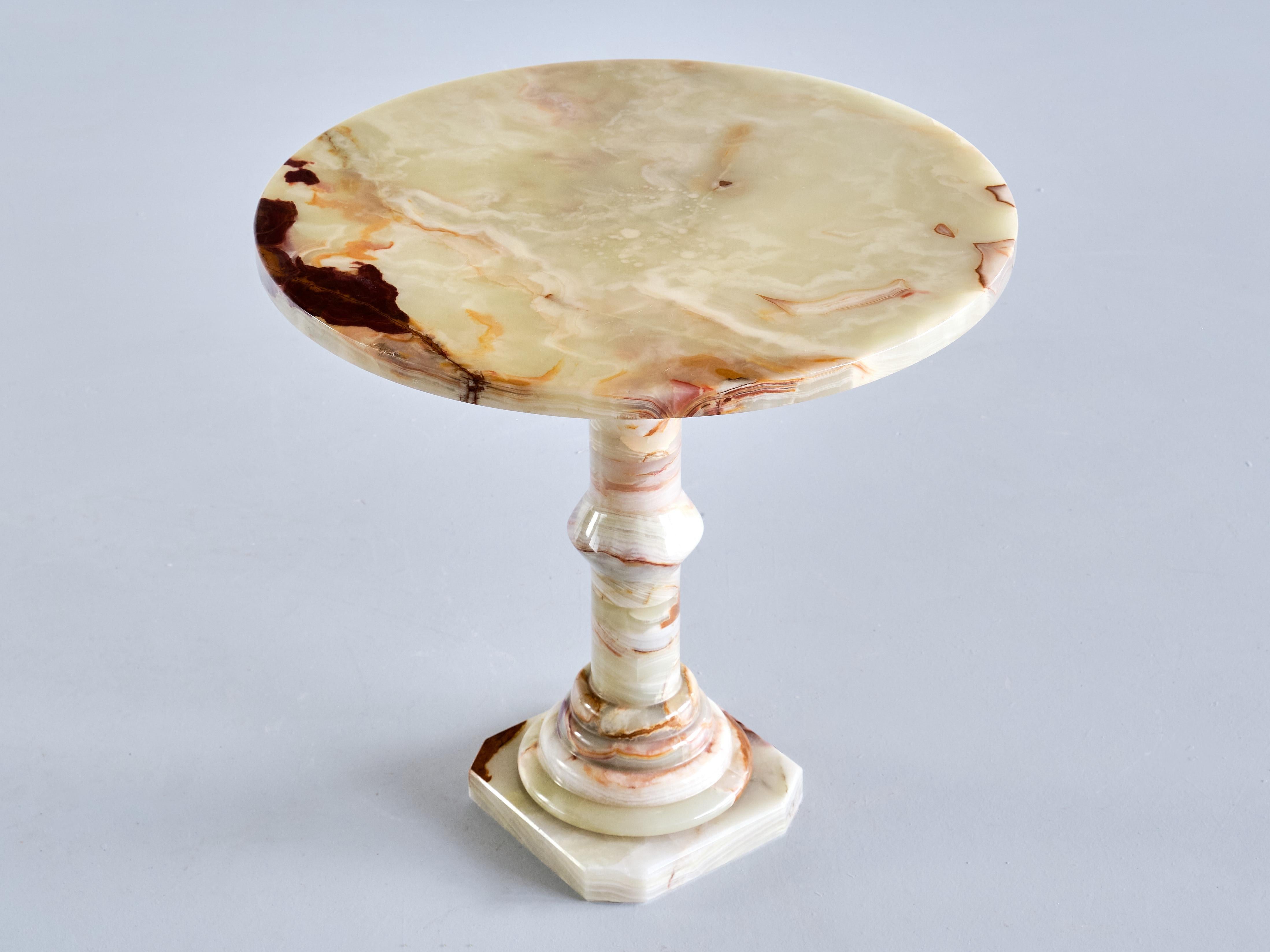 Mid-Century Modern Round Onyx Side Table with Pedestal Base, Italy, 1960s