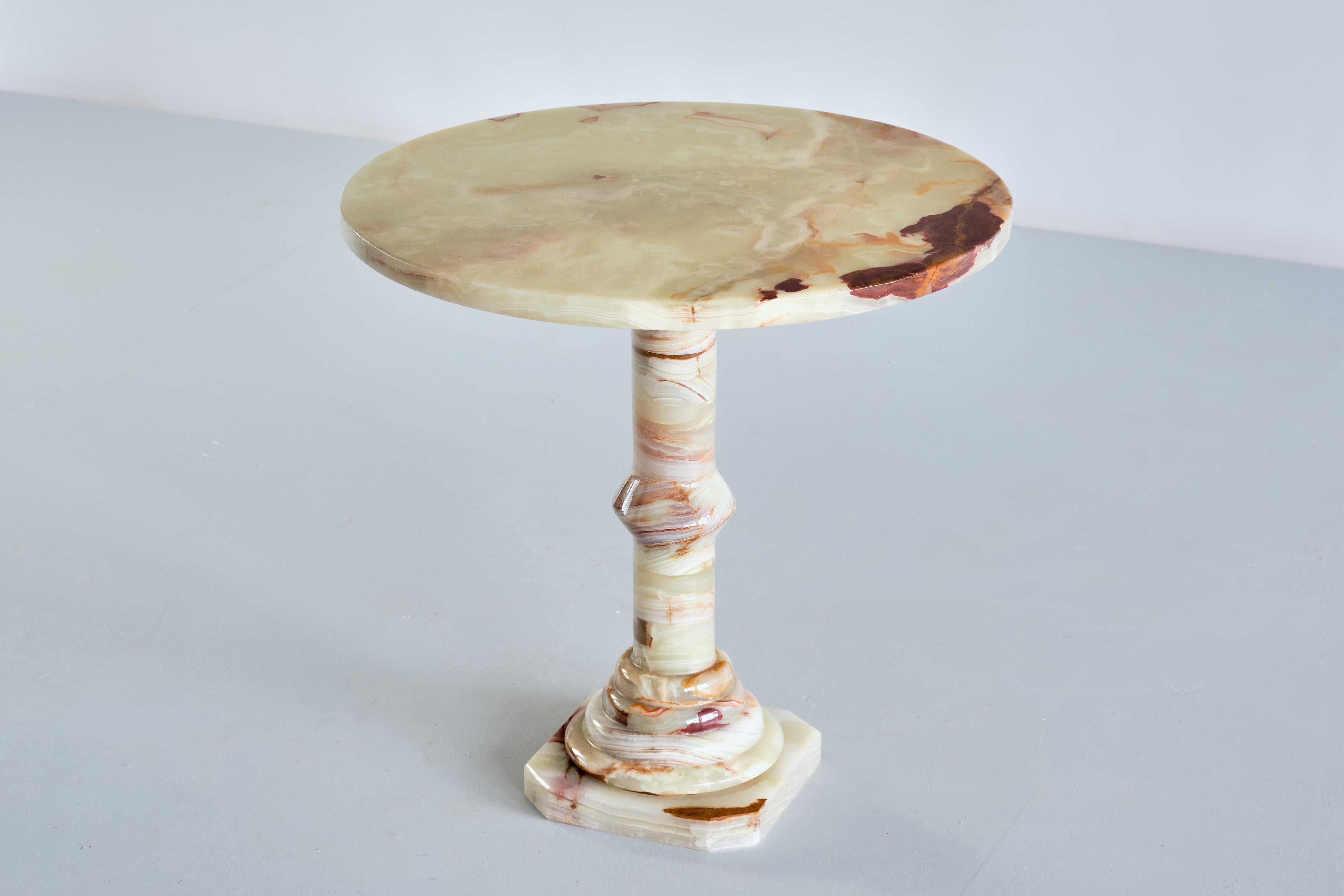 Round Onyx Side Table with Pedestal Base, Italy, 1960s 3