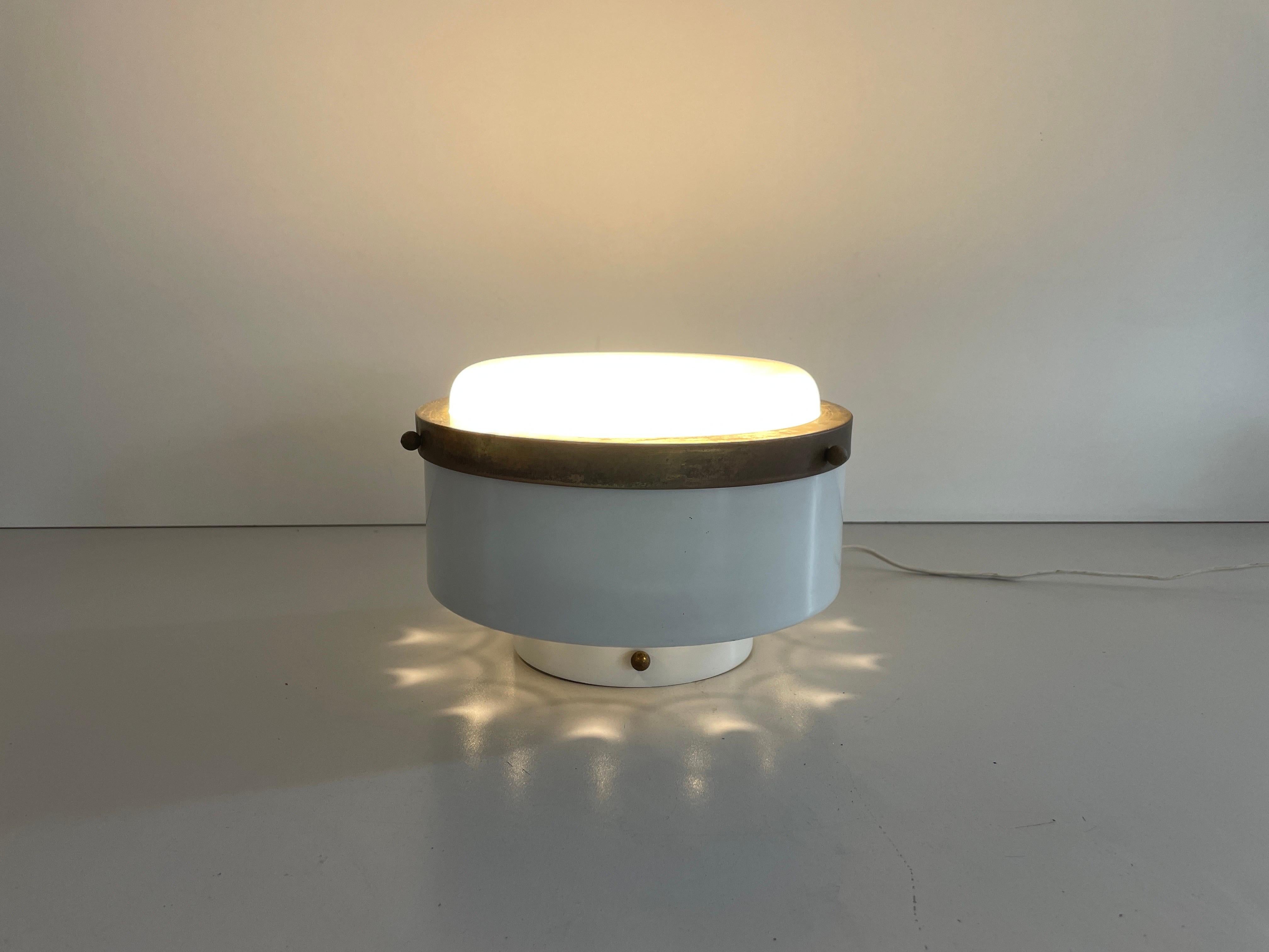 Empotrable redondo de cristal opalino de Minilumi Design, años 60, Italia en venta 4