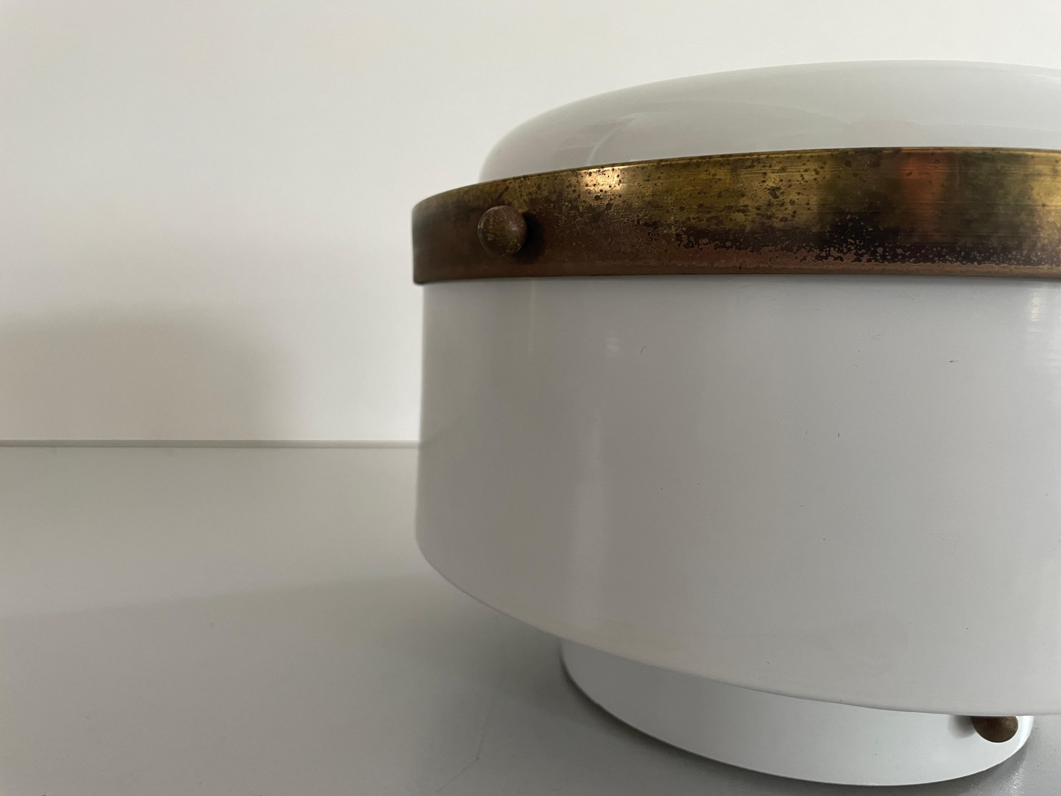 Empotrable redondo de cristal opalino de Minilumi Design, años 60, Italia en venta 1