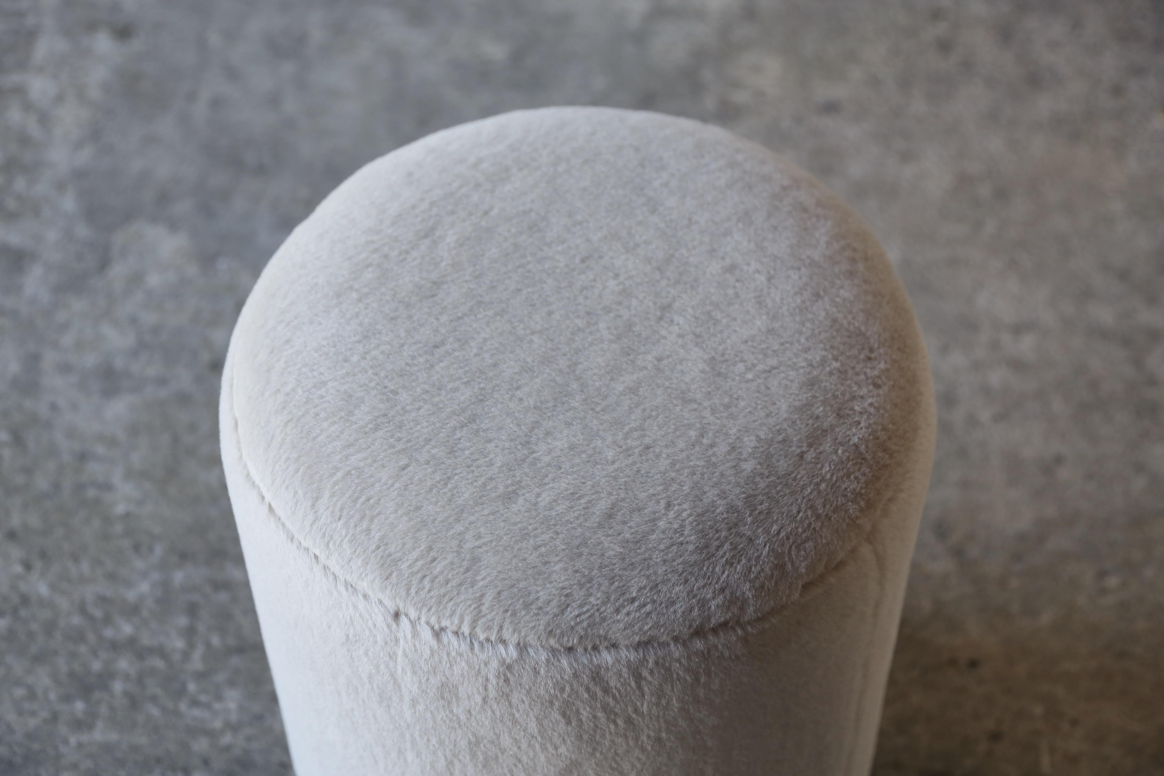 Round Ottoman / Footstool in Pure Alpaca For Sale 4