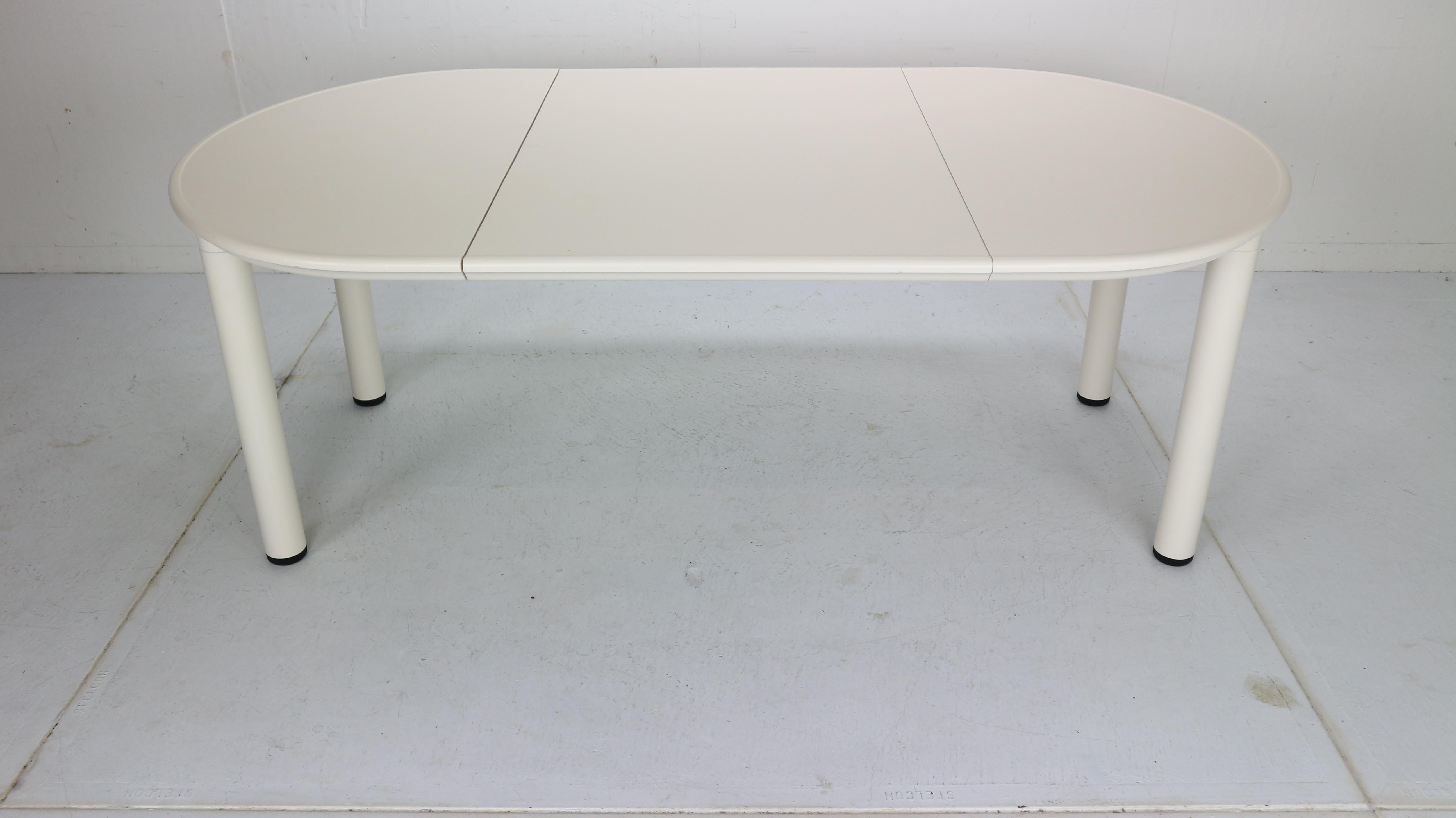 Very rare extendable dinning/ conference table by famous German furniture designer Dieter Rams and manufactured for Vitsoe in 1972.
Model number- 720, original mark on the bottom of the table.
Easily extendable from round table to an oval shape