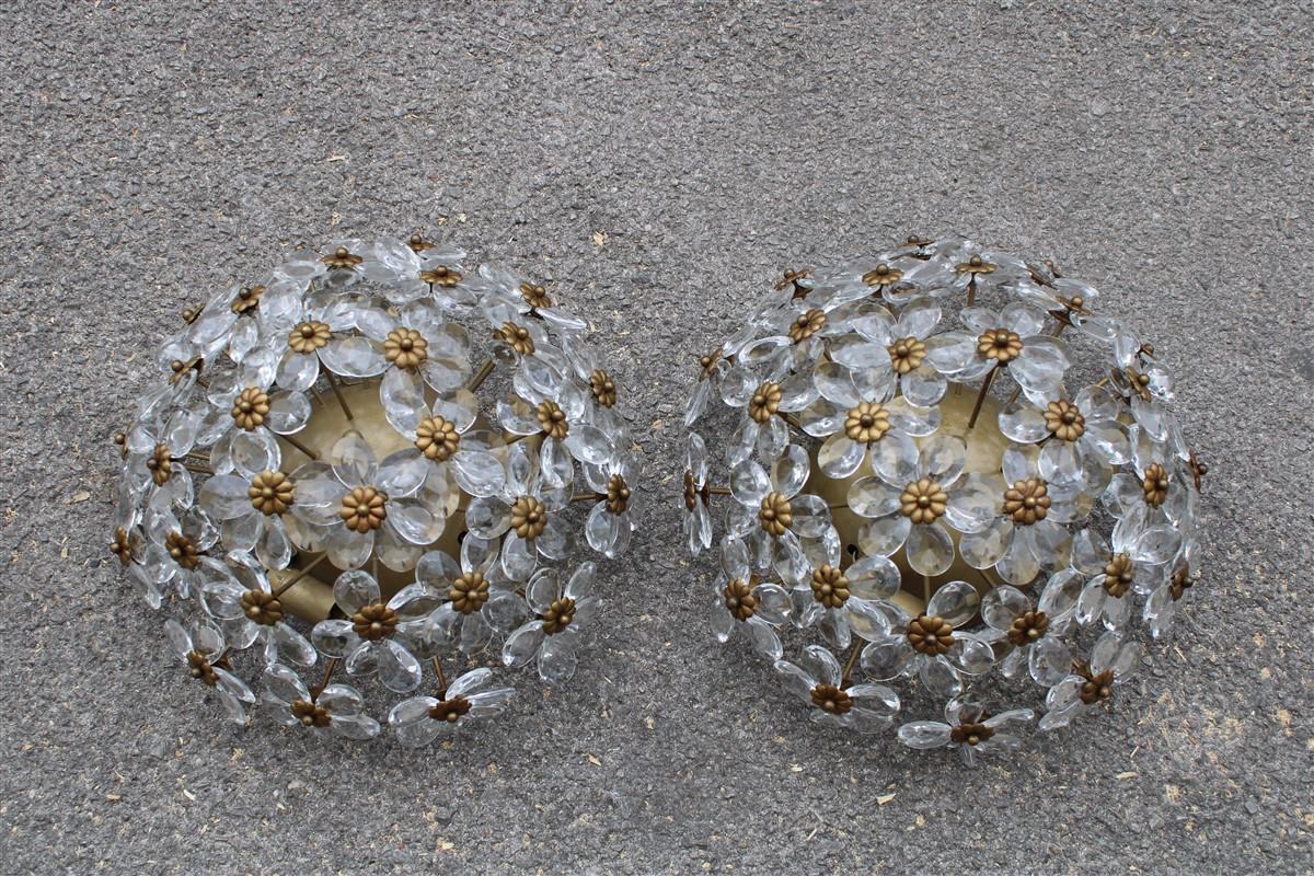 Round pair of bouque of flowers in crystal and metal French design 1950s.