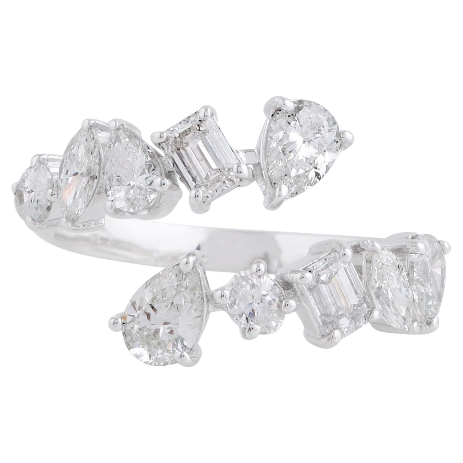 Bague portefeuille artisanale en or blanc 14 carats avec diamants ronds taille poire et émeraude
