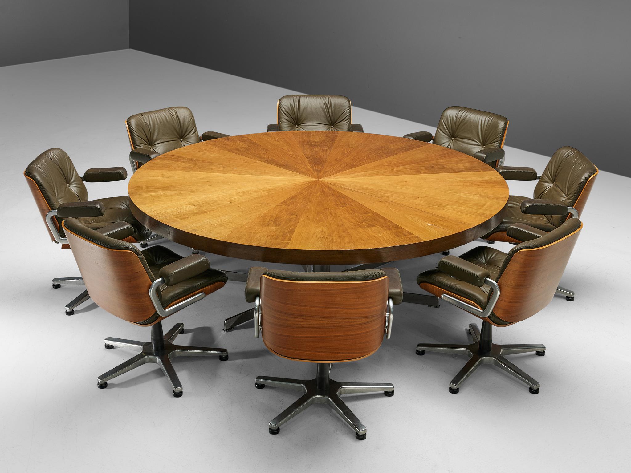 Round Pedestal Dining or Conference Table in Walnut and Metal In Good Condition In Waalwijk, NL