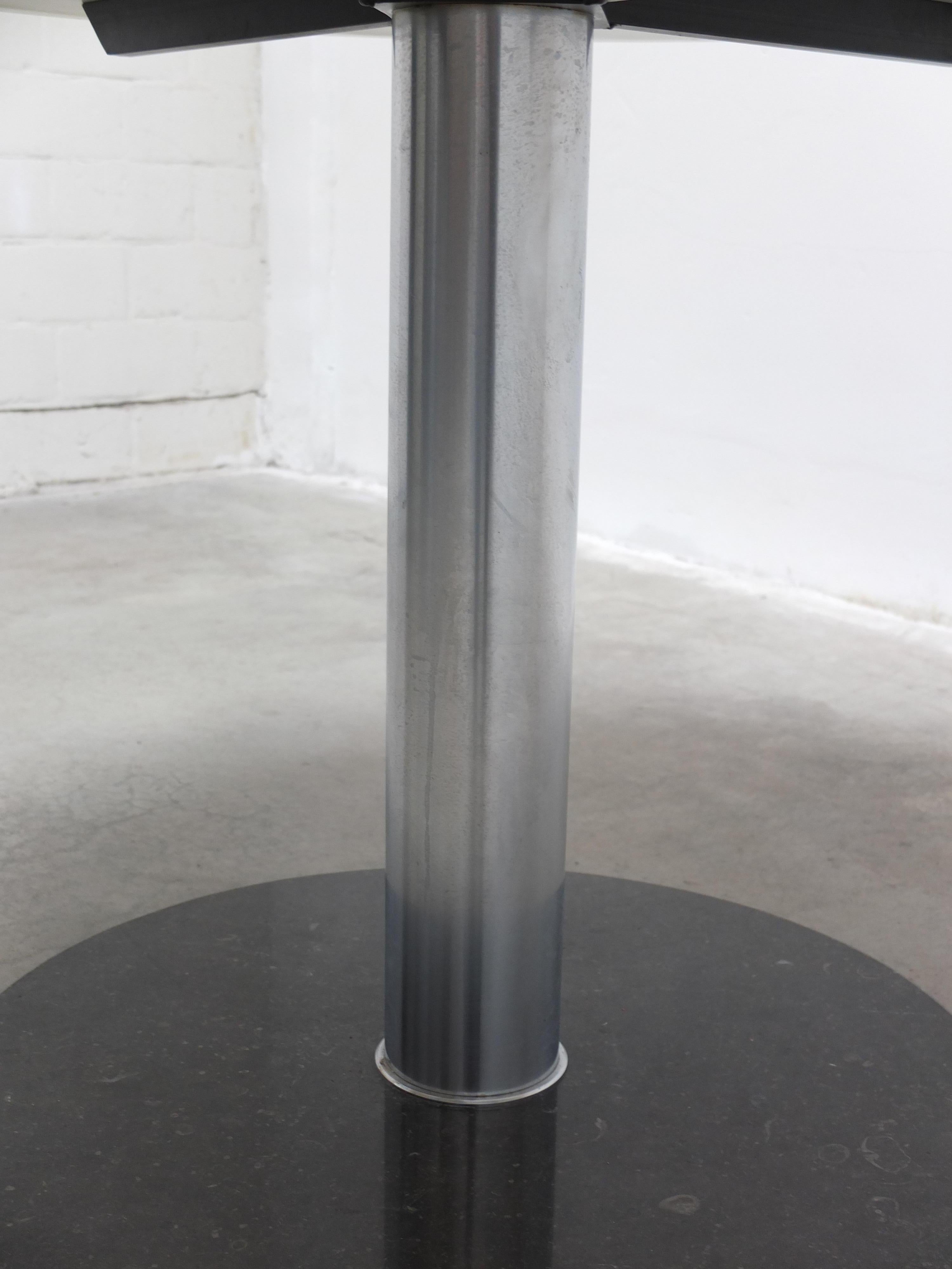 Table de salle à manger ronde à piédestal d'Alfred Hendrickx pour Belform, années 1960 6