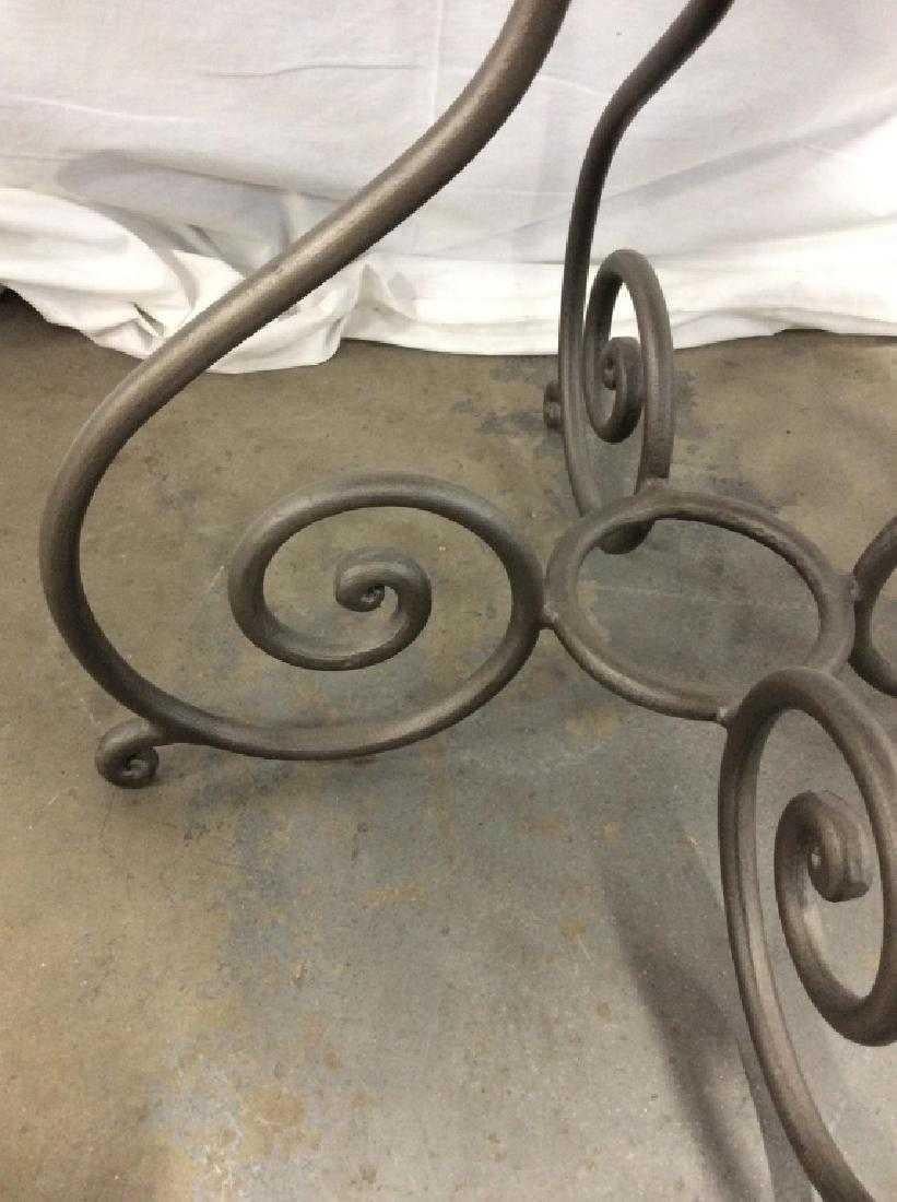 Round Pedestal Metal Base Side Table In Good Condition For Sale In Sheffield, MA