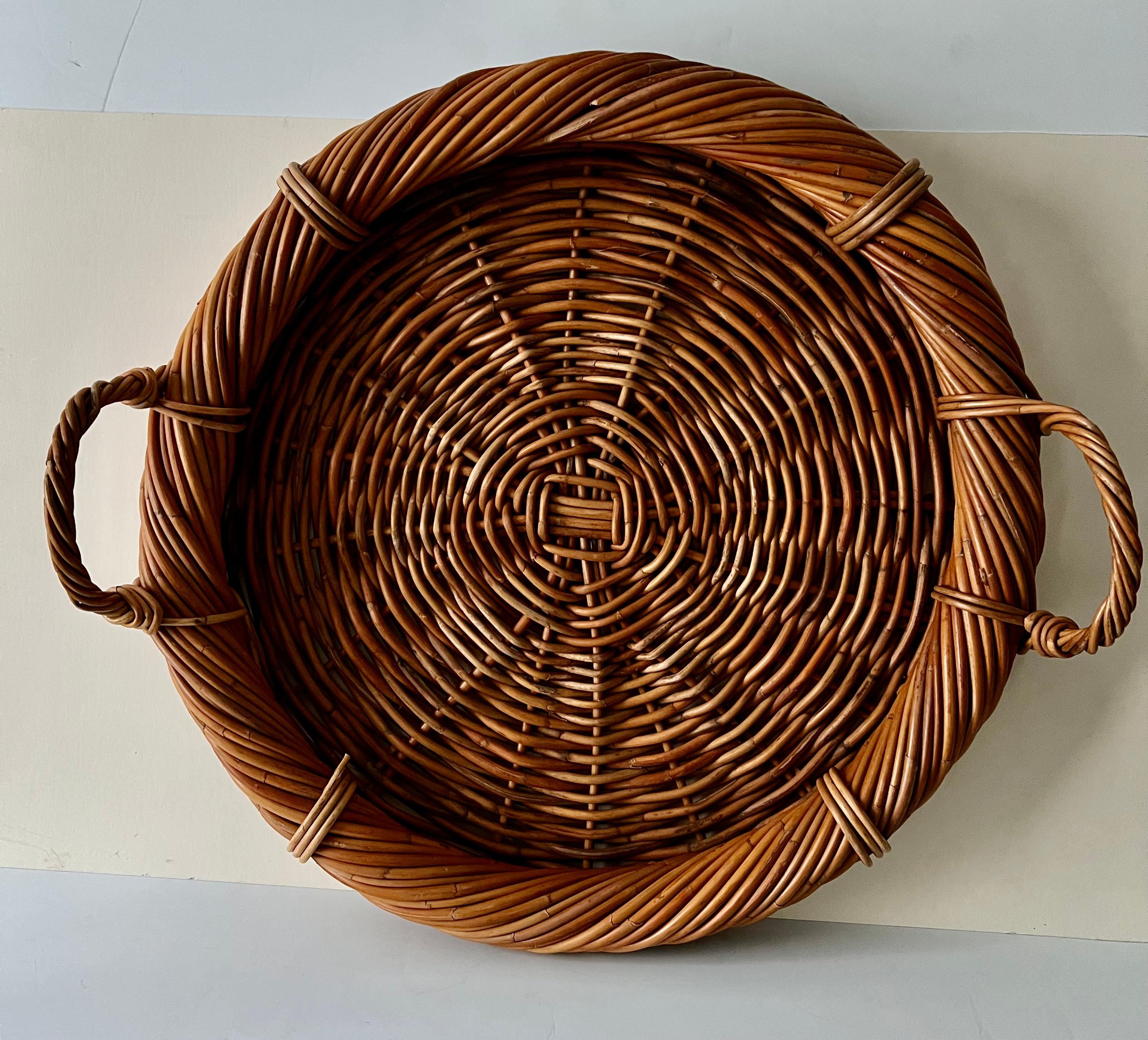 Hand-Woven Round Pencil Reed  or Rattan Hand Crafted Woven Serving Tray For Sale