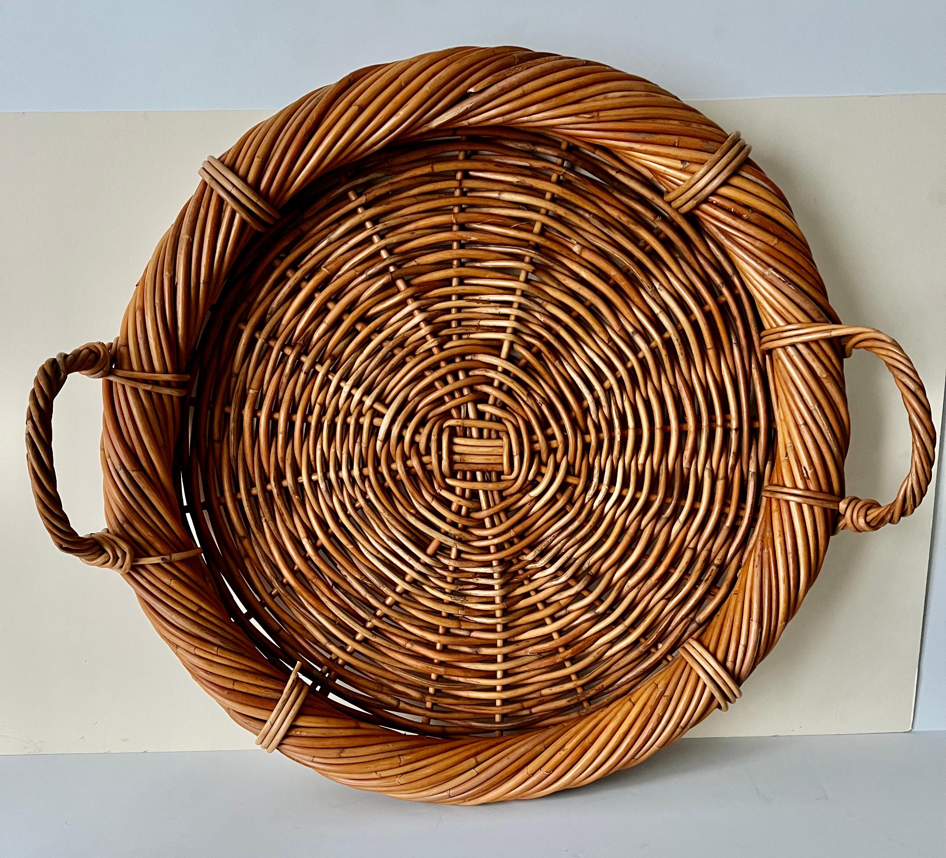 Round Pencil Reed  or Rattan Hand Crafted Woven Serving Tray For Sale 3