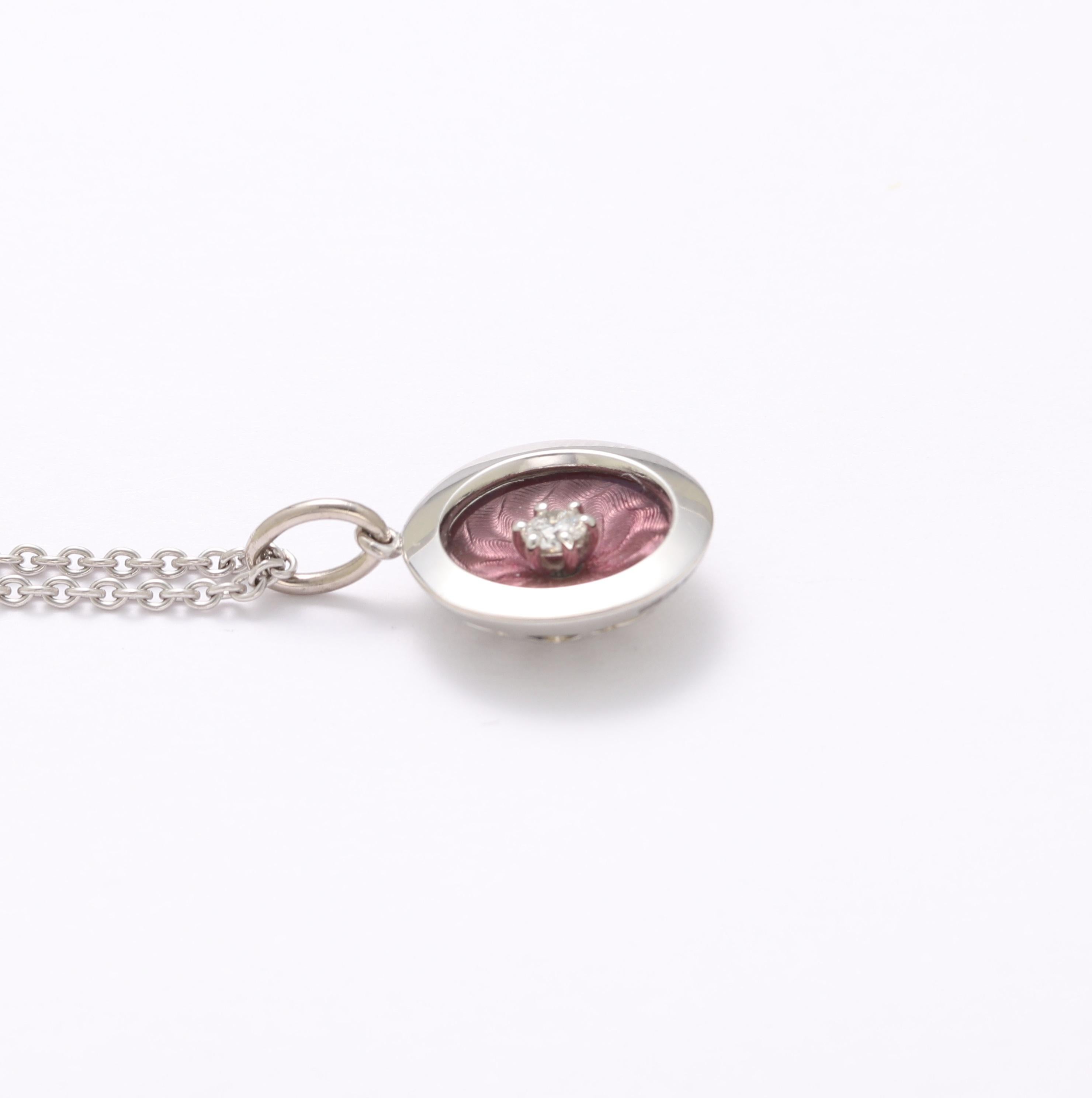 Ciondolo rotondo in oro bianco 18k con smalto guilloché e 1 diamante da 0,07 ct G VS In condizioni Nuovo in vendita a Pforzheim, DE