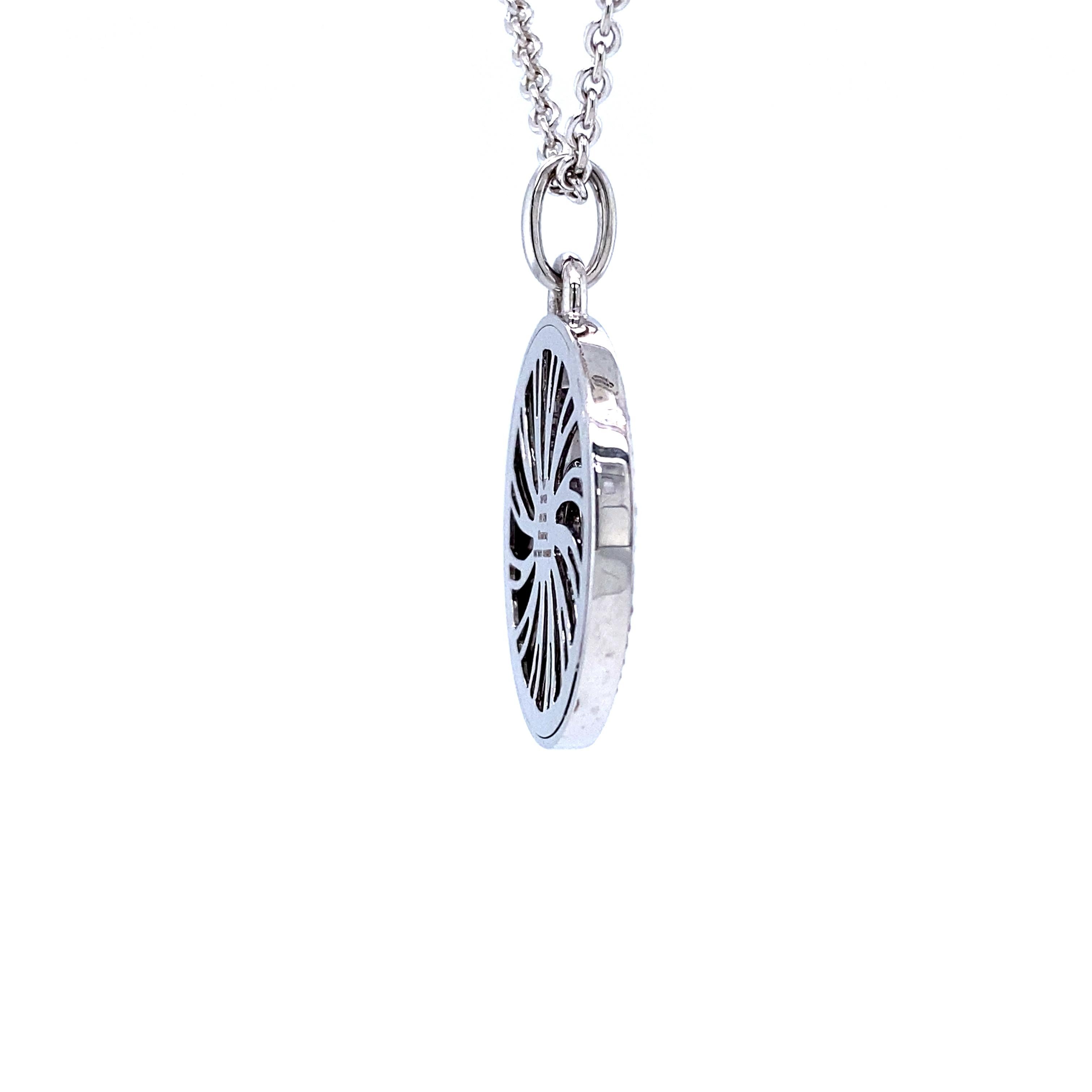 Women's Round Pendant Necklace - 18k White Gold - Silver Enamel 92 Diamonds 0.37 ct G VS For Sale