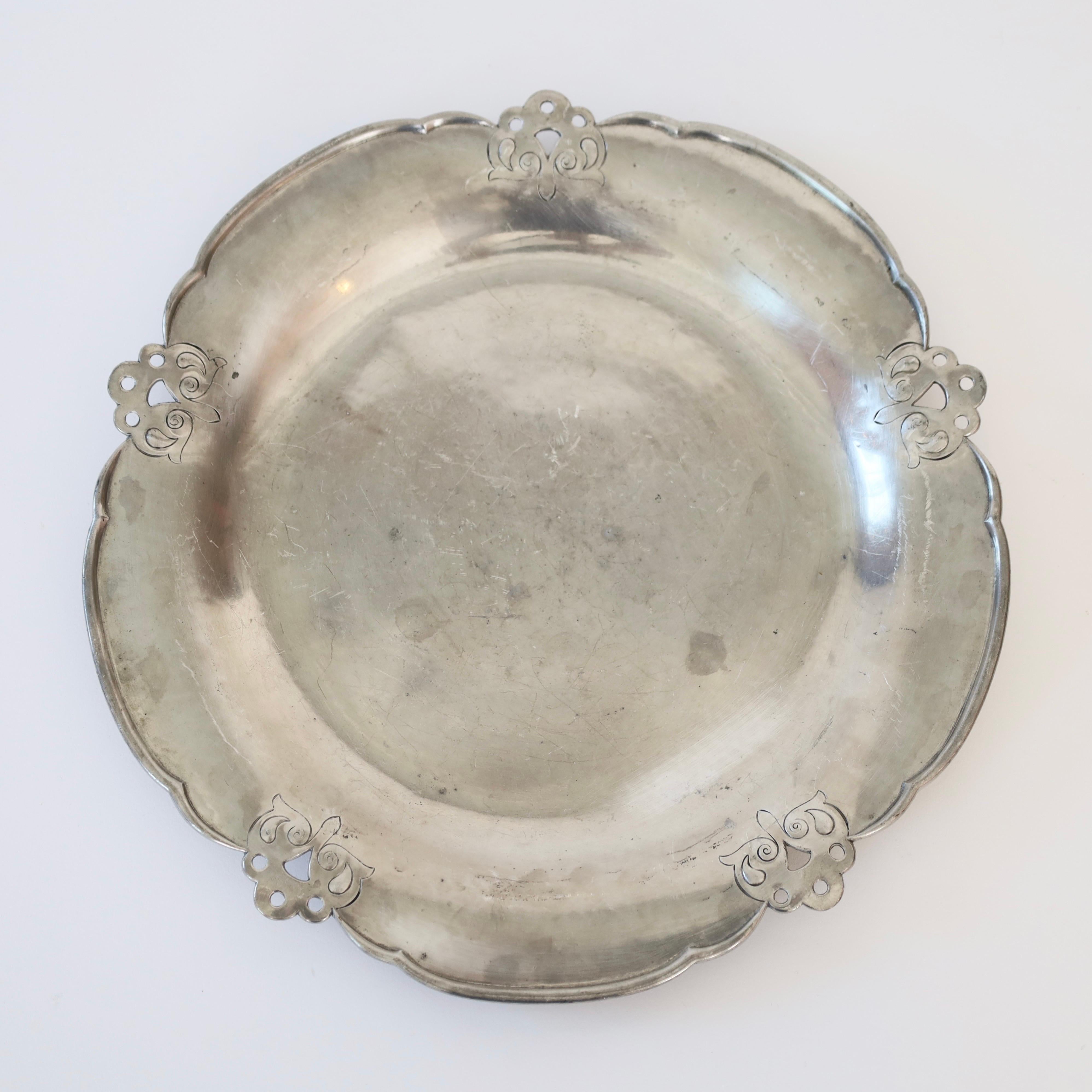 Round Pewter Dish by Just Andersen, 1920s, Denmark For Sale 2