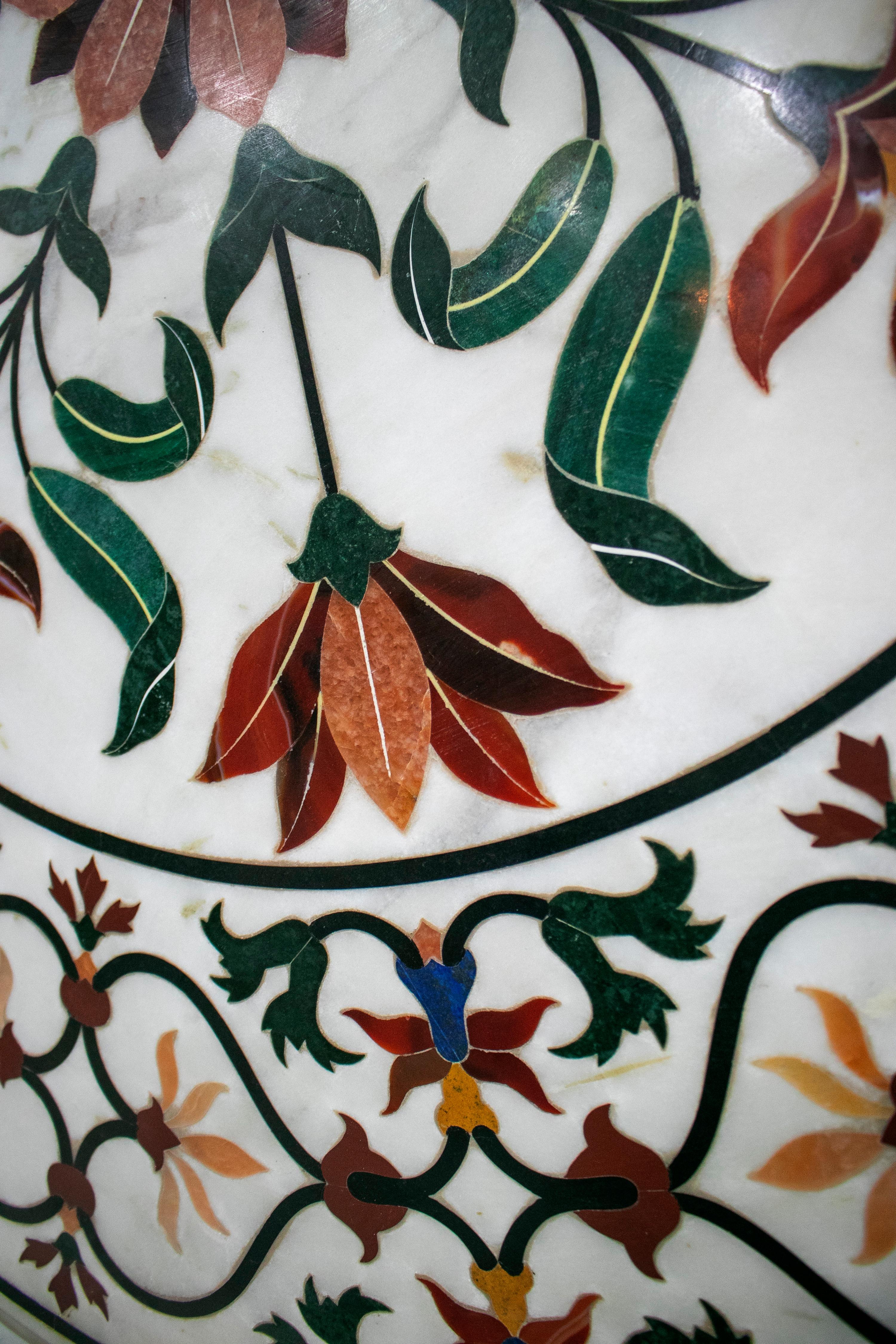 European Round Pietra Dura Stone Inlay White Marble Table Top with Flower Decorations For Sale