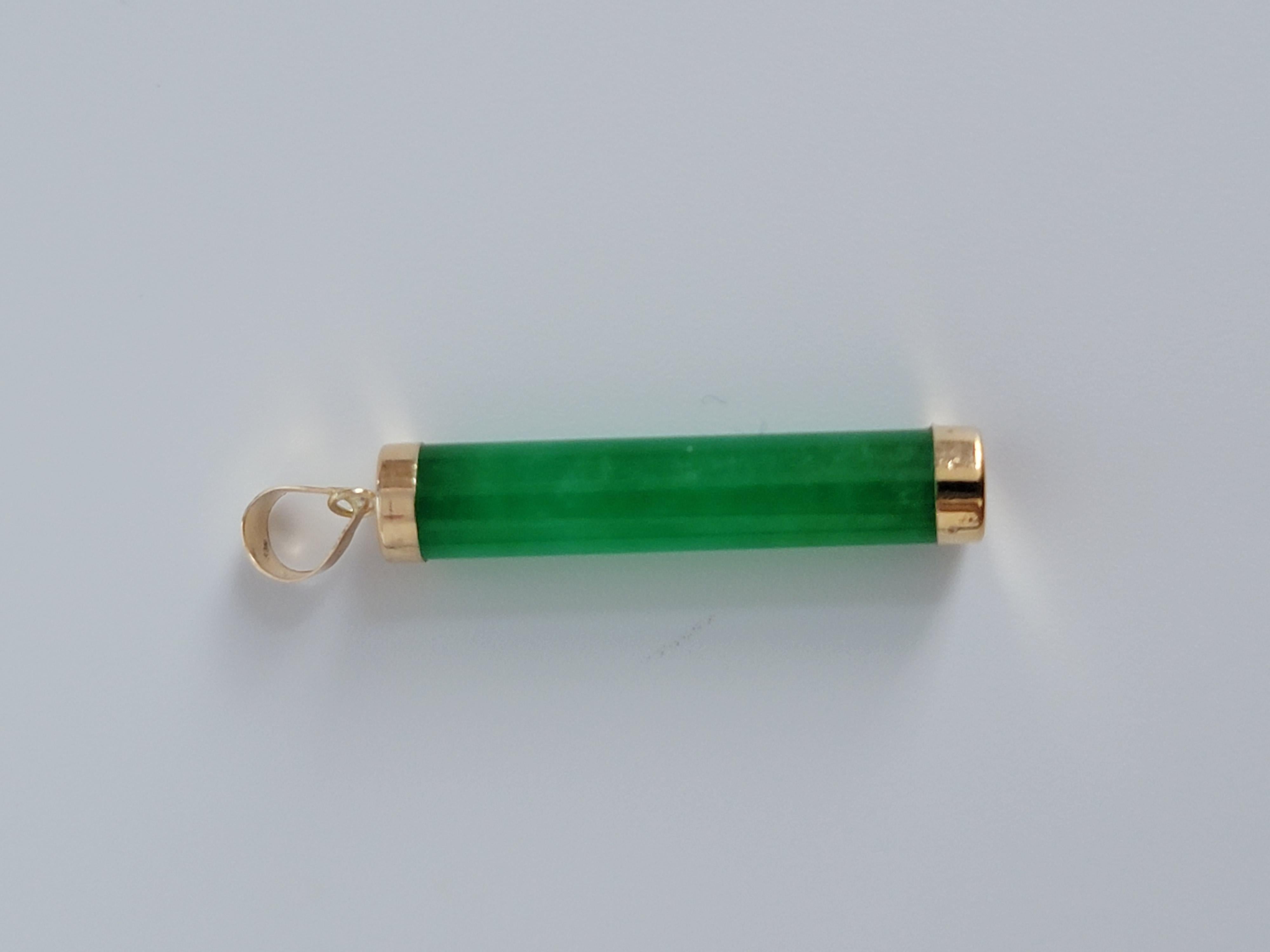 Round Cylindric Pillar Green Jade Pendant (With Solid 14K Yellow Gold) In New Condition For Sale In Kowloon, HK