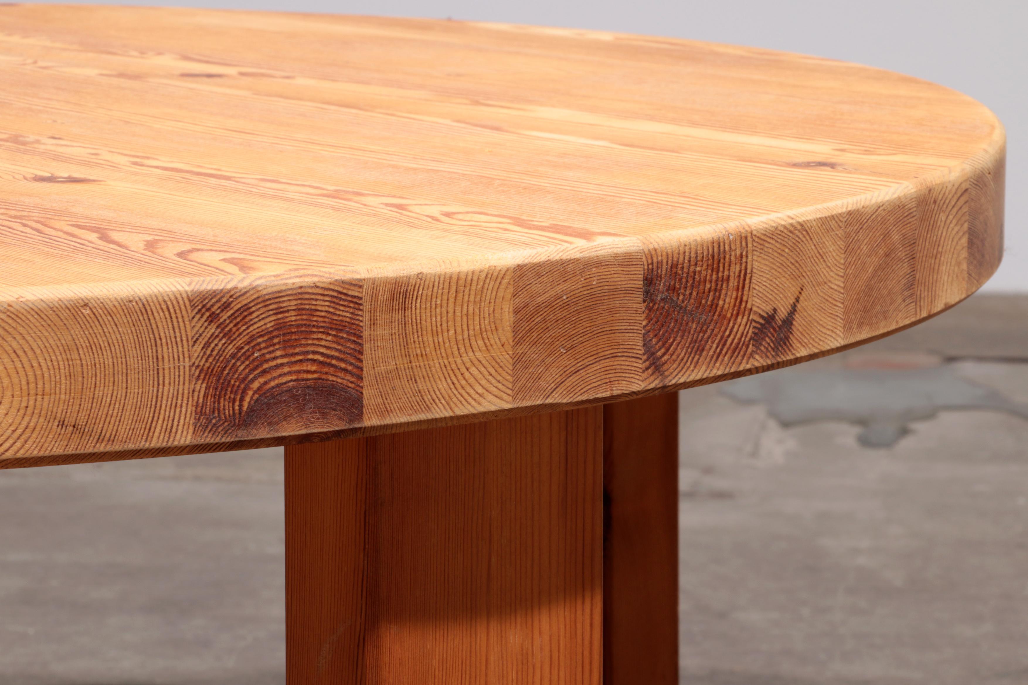 Pin Table basse ronde scandinave 1970 en vente