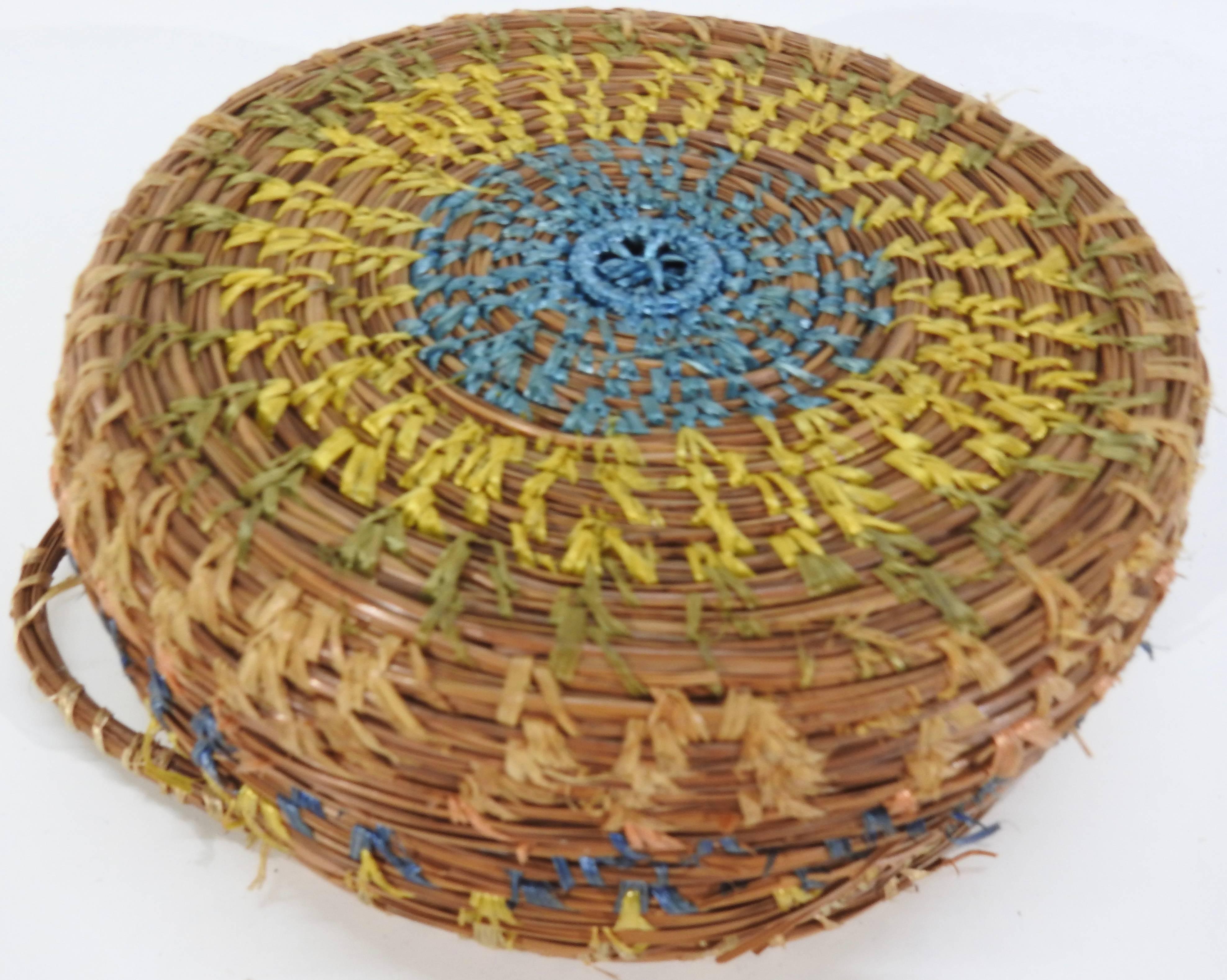 20th Century Round Pine Needle Basket Sewing Basket Vintage For Sale
