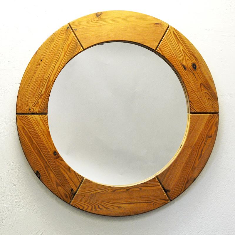 Scandinavian Modern Round Pine Wall Mirror by Glasmäster Markaryd, 1950s, Sweden