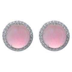 Margherita Burgener Boucles d'oreilles en or blanc 18 carats avec cabochon de quartz rose et diamants