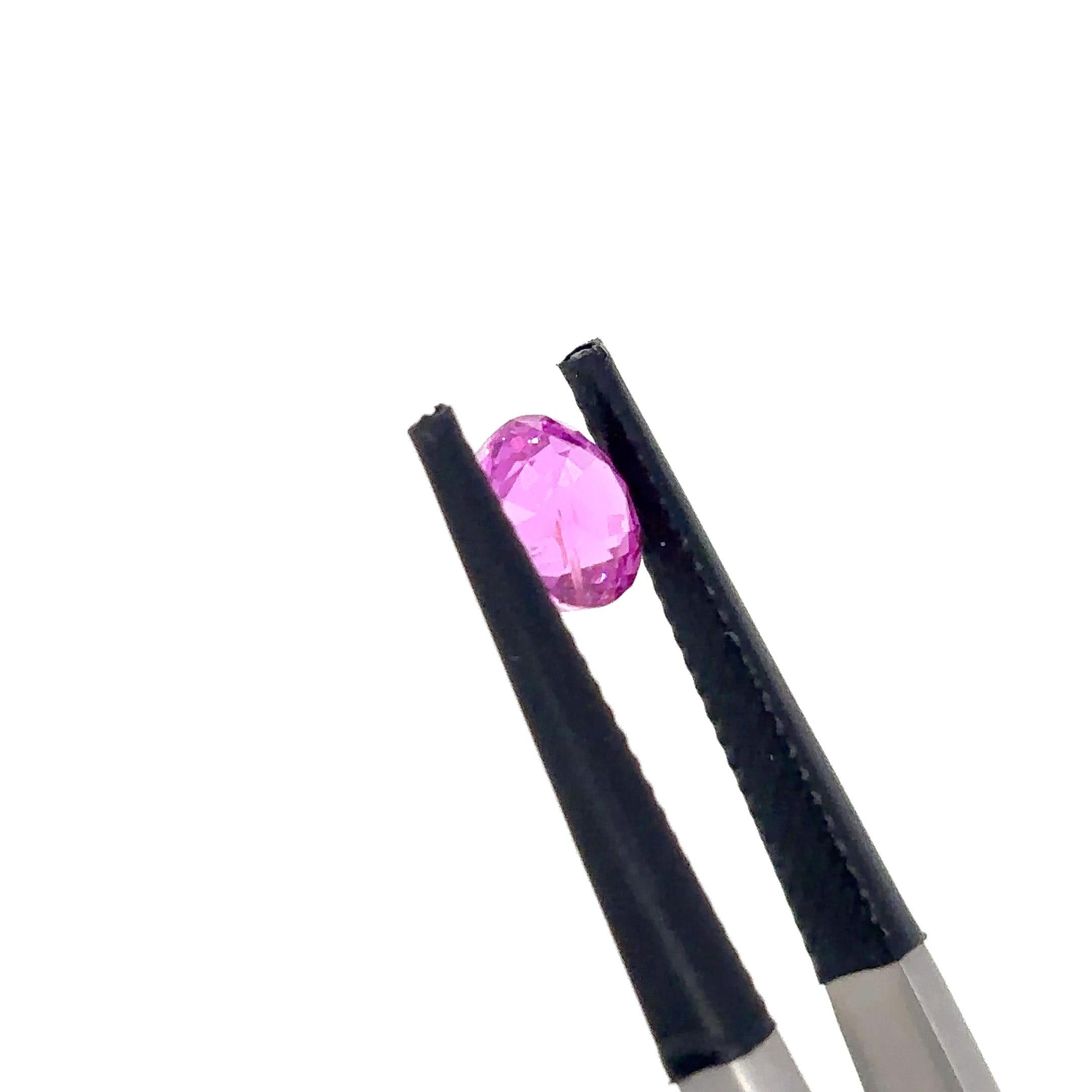 Saphir rose rond Cts 1.93 en vente 1