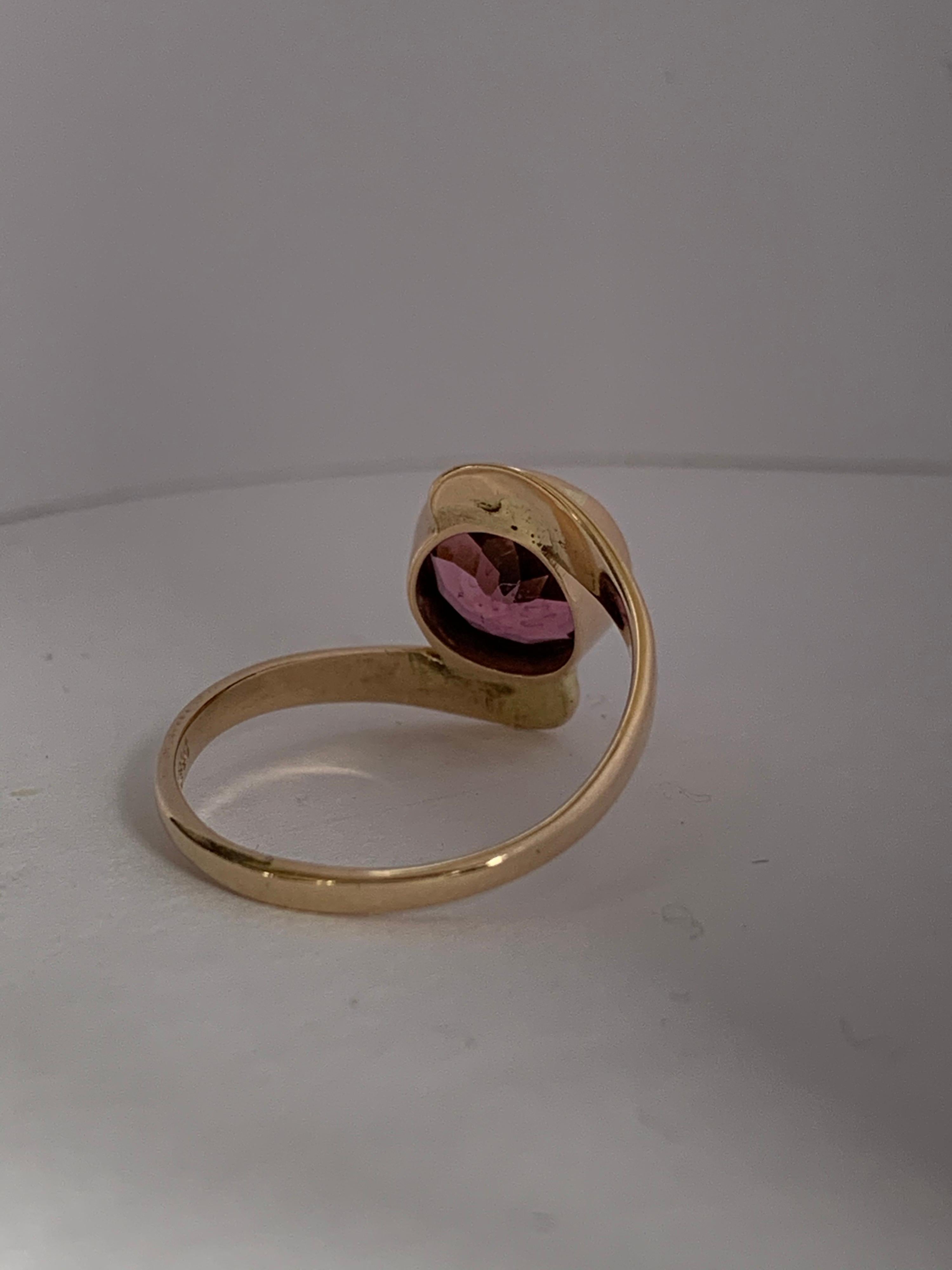 14K Yellow Gold Round Cut Pink Tourmaline Ring For Sale 1