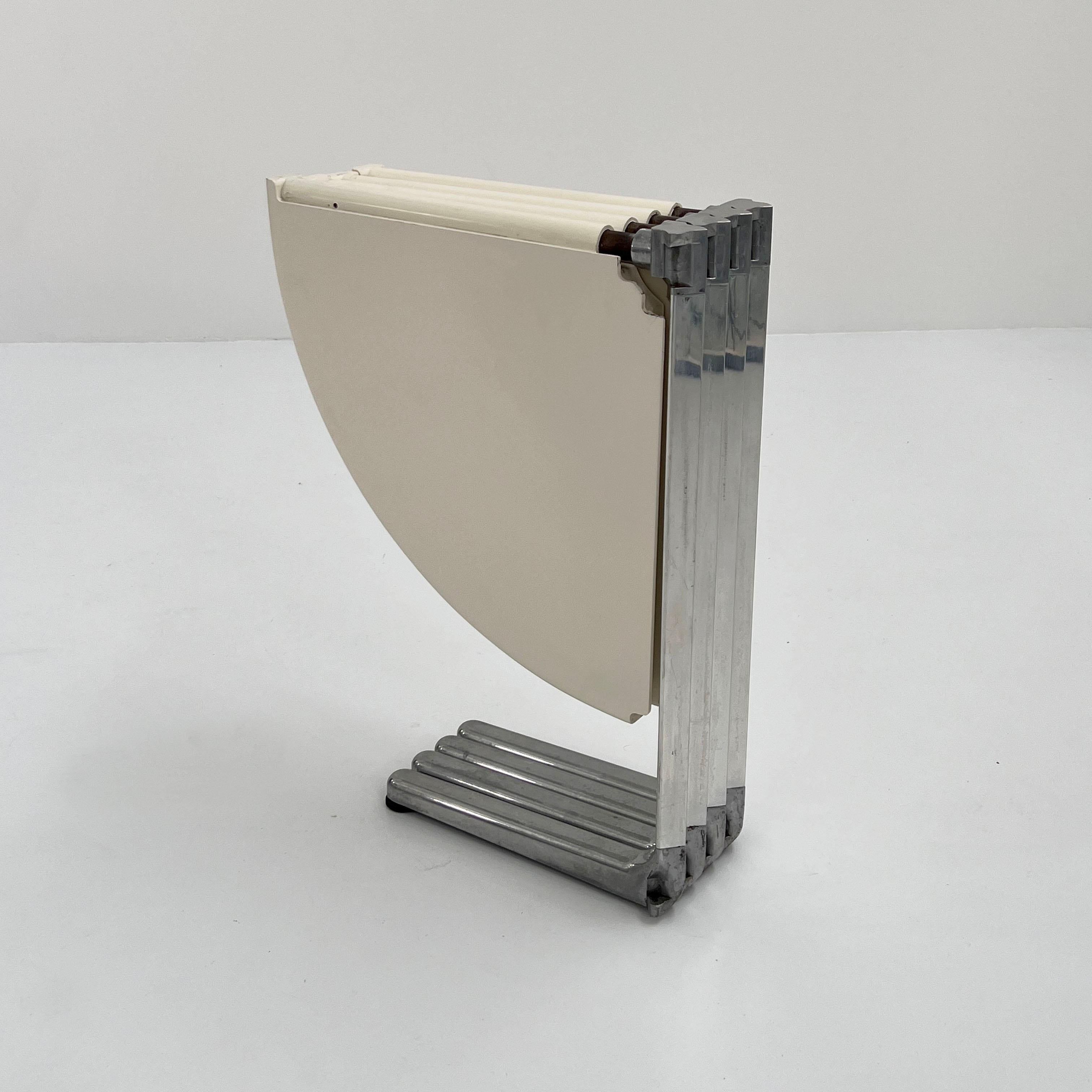 Mid-Century Modern Round Plana Folding Table by Giancarlo Piretti for Castelli, 1970s