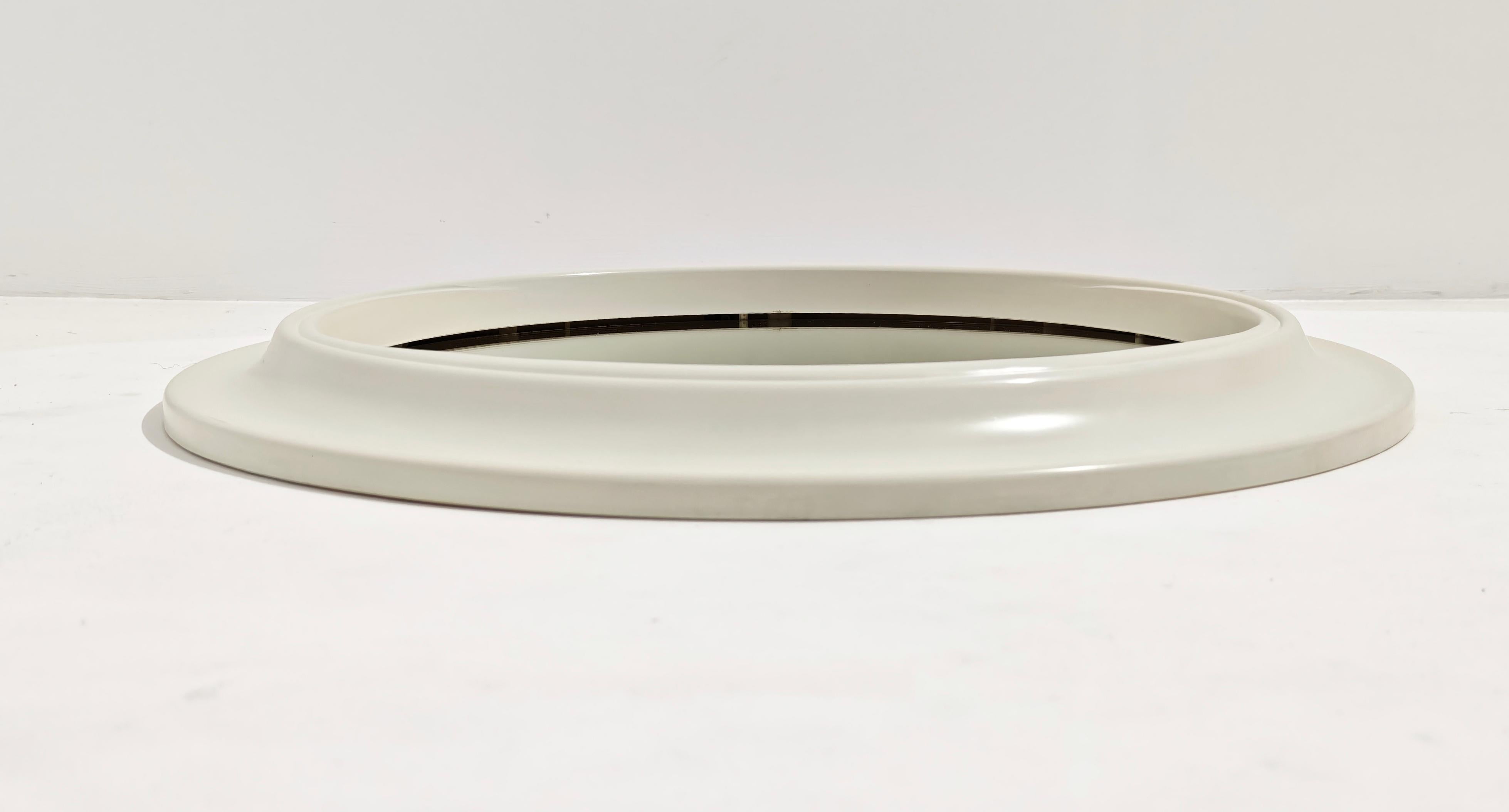 Round Plastic Wall Mirror Carrara & Matta Design Italy 70s Mid-Century Modern in vendita 3