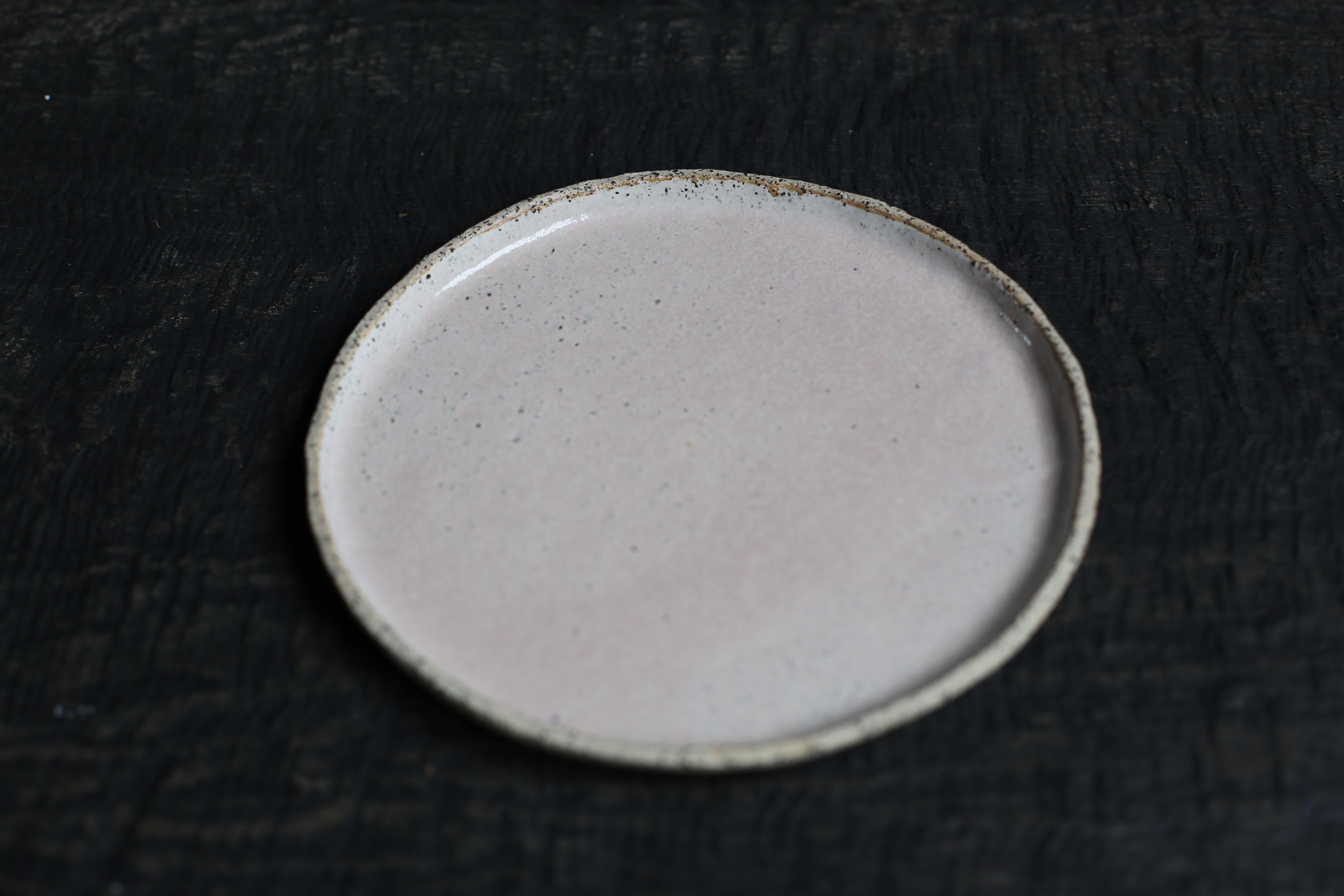 Modern Round Plate in Stracciatella Clay and Soft Creamy Pink Glaze