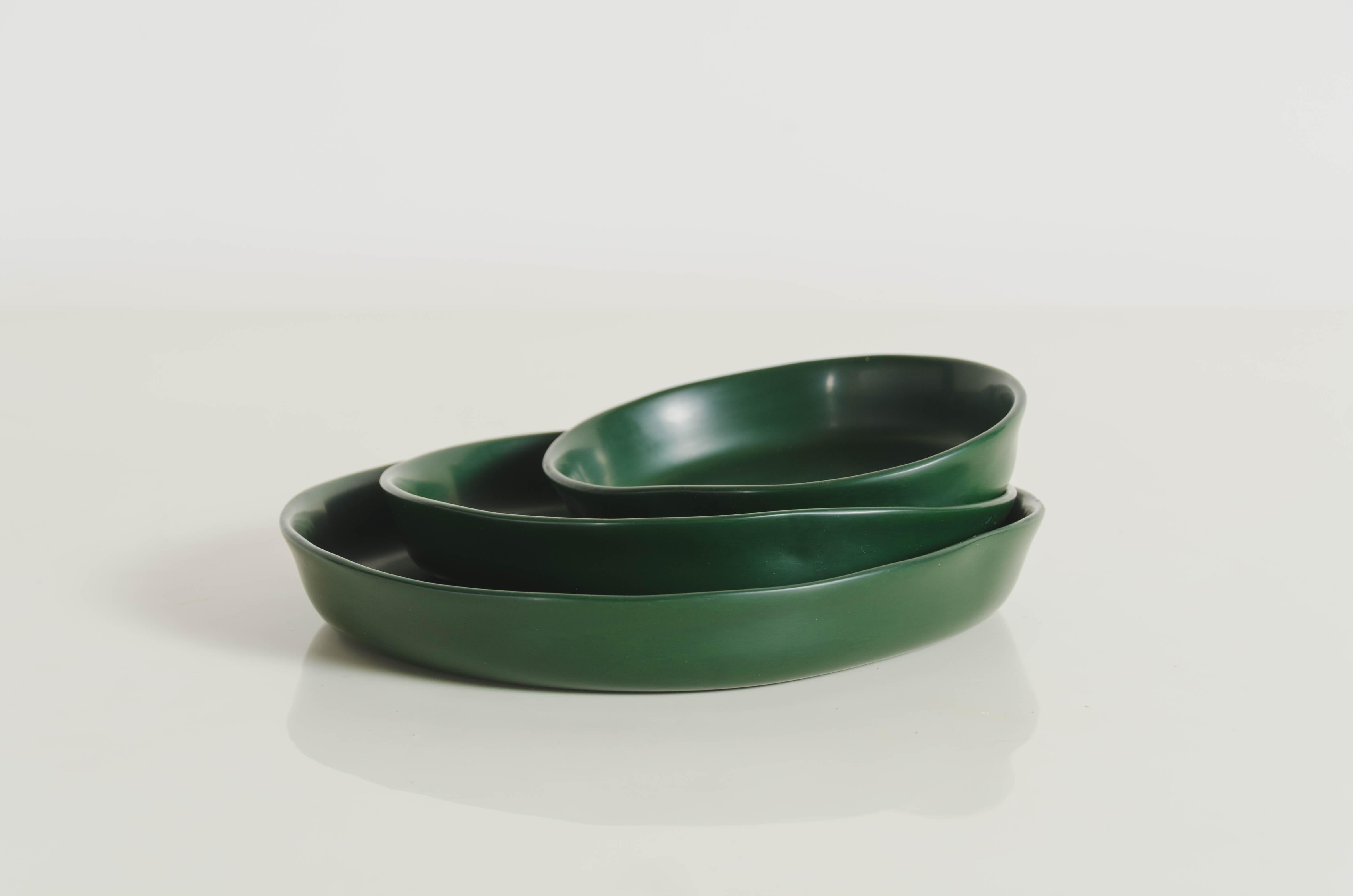 Contemporary Round Plates, Set of 3, Green Lacquer by Robert Kuo, Handmade, Limited Edition For Sale