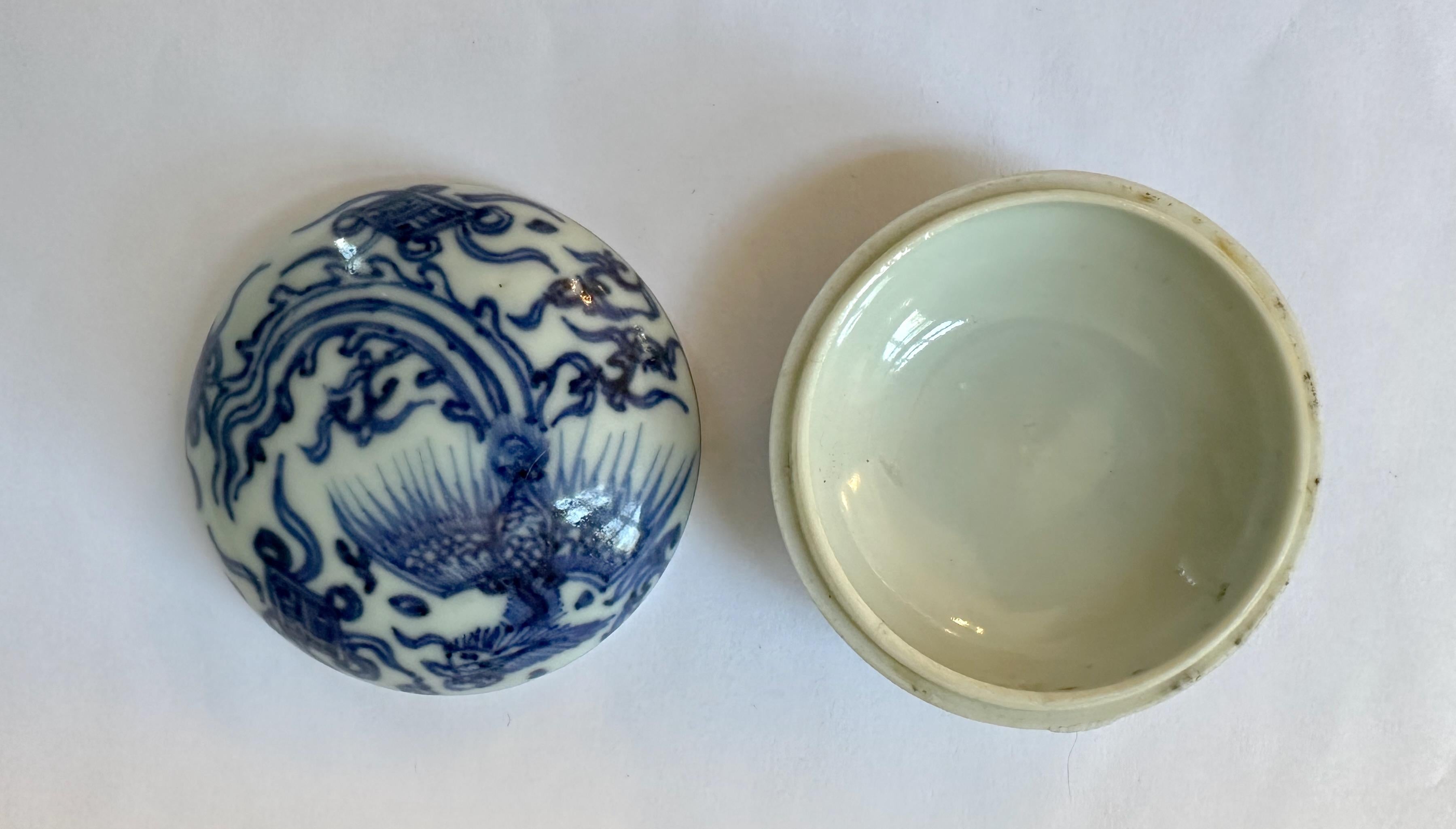 Hand-Painted Round Porcelain Box from the Hatcher Collection Decorated with Phoenix For Sale