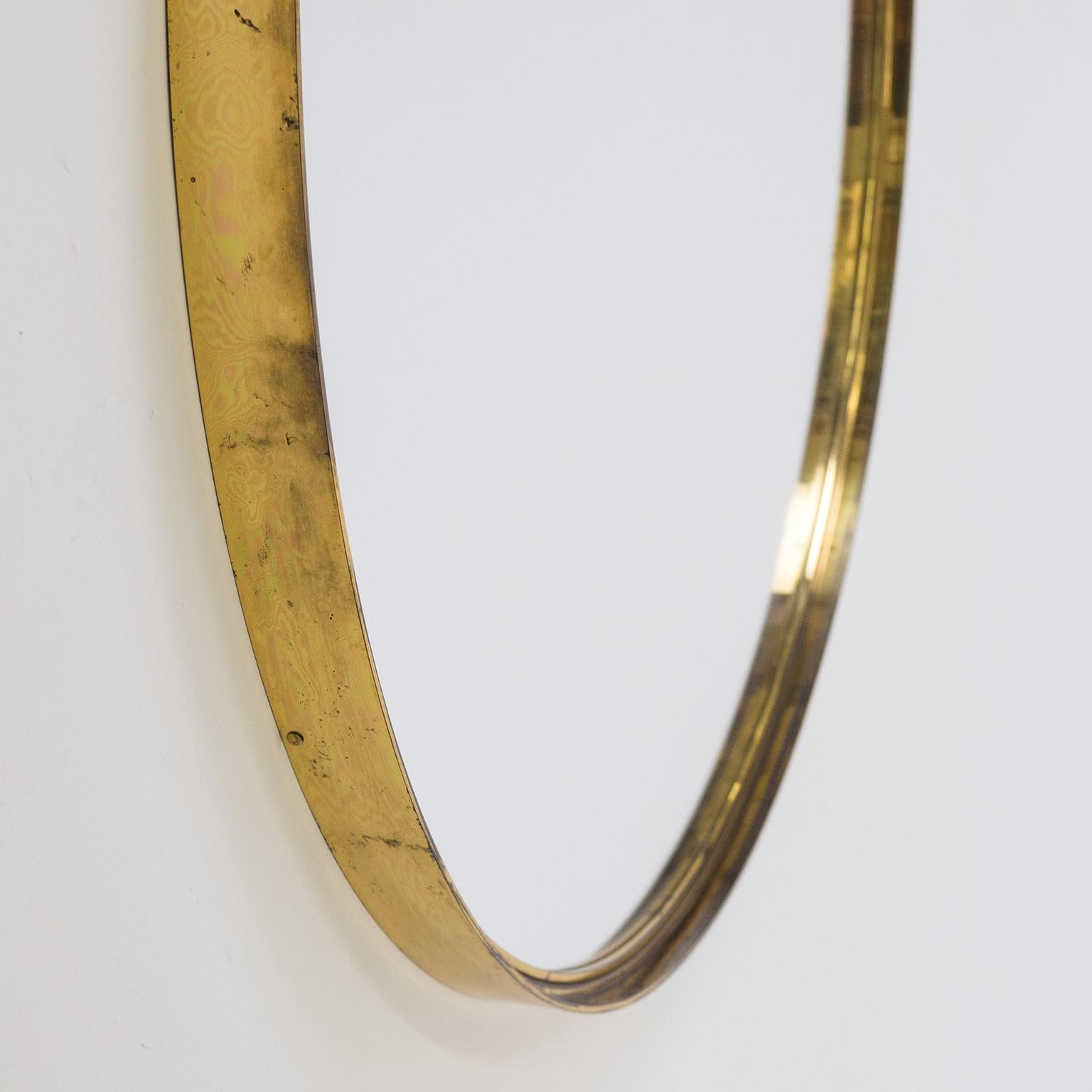 Round Profiled Brass Mirror, 1950s (Mitte des 20. Jahrhunderts)