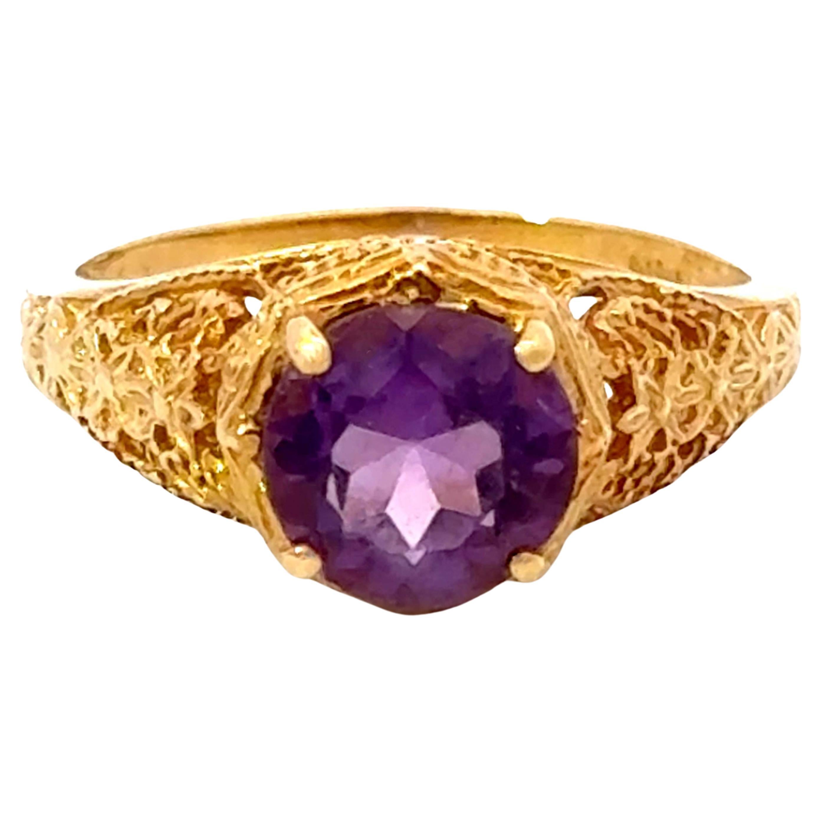 Round Purple Amethyst Filigree Ring 14k Yellow Gold For Sale