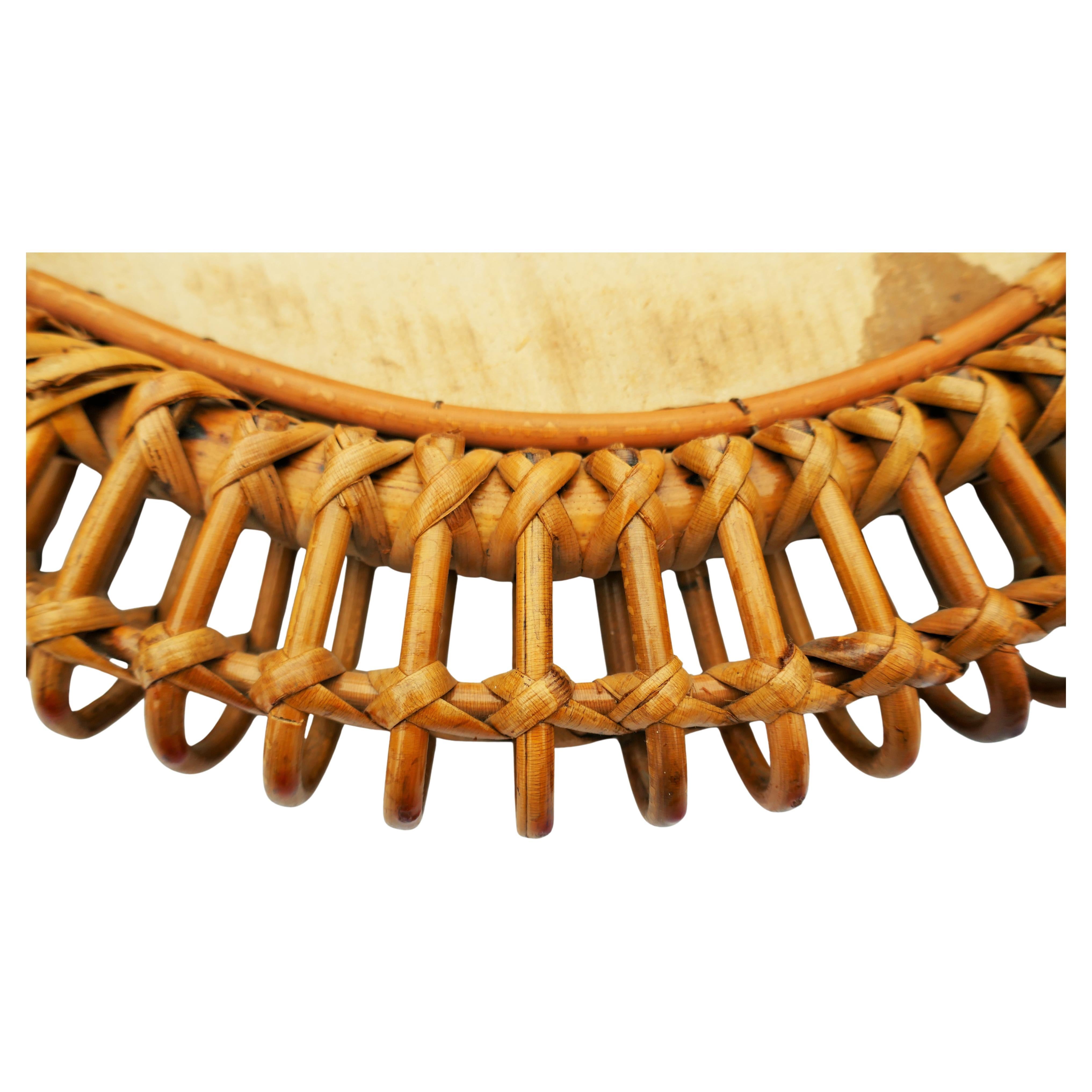 Mid-20th Century Round rattan and bamboo mirror in vendita