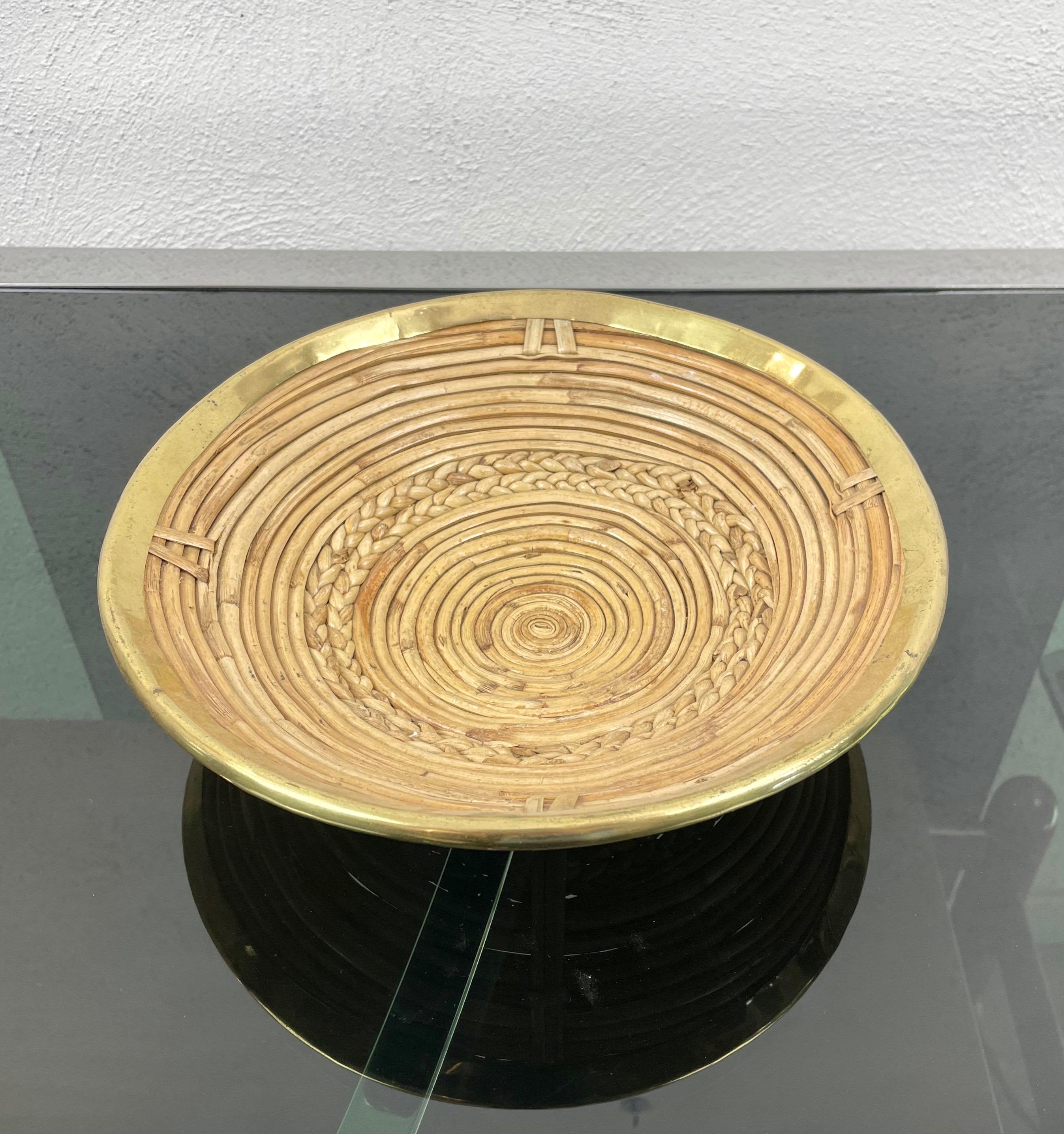 Mid-Century Modern Round Rattan & Brass Plate Centerpiece, Italy, 1970s For Sale