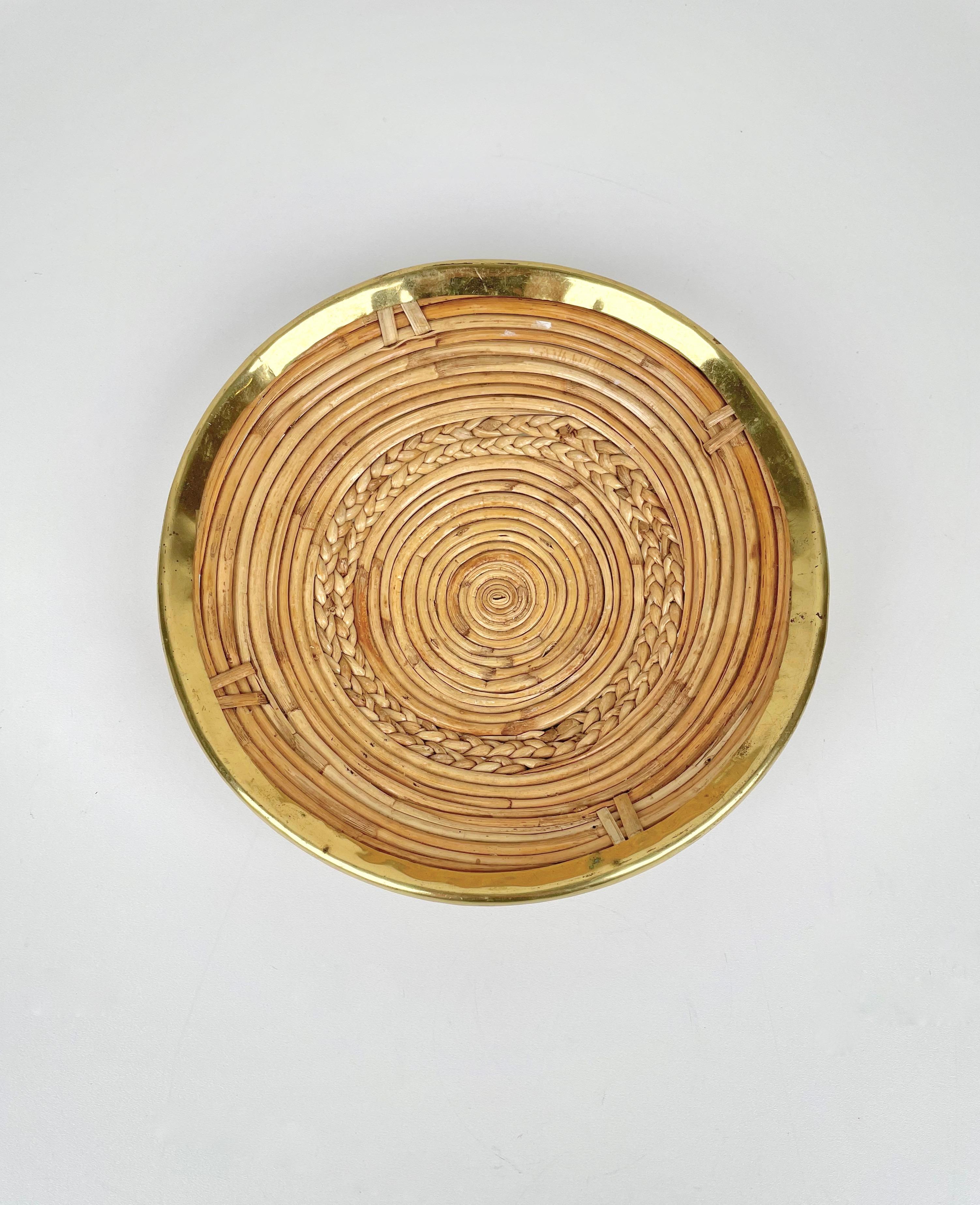 Round Rattan & Brass Plate Centerpiece, Italy, 1970s For Sale 1