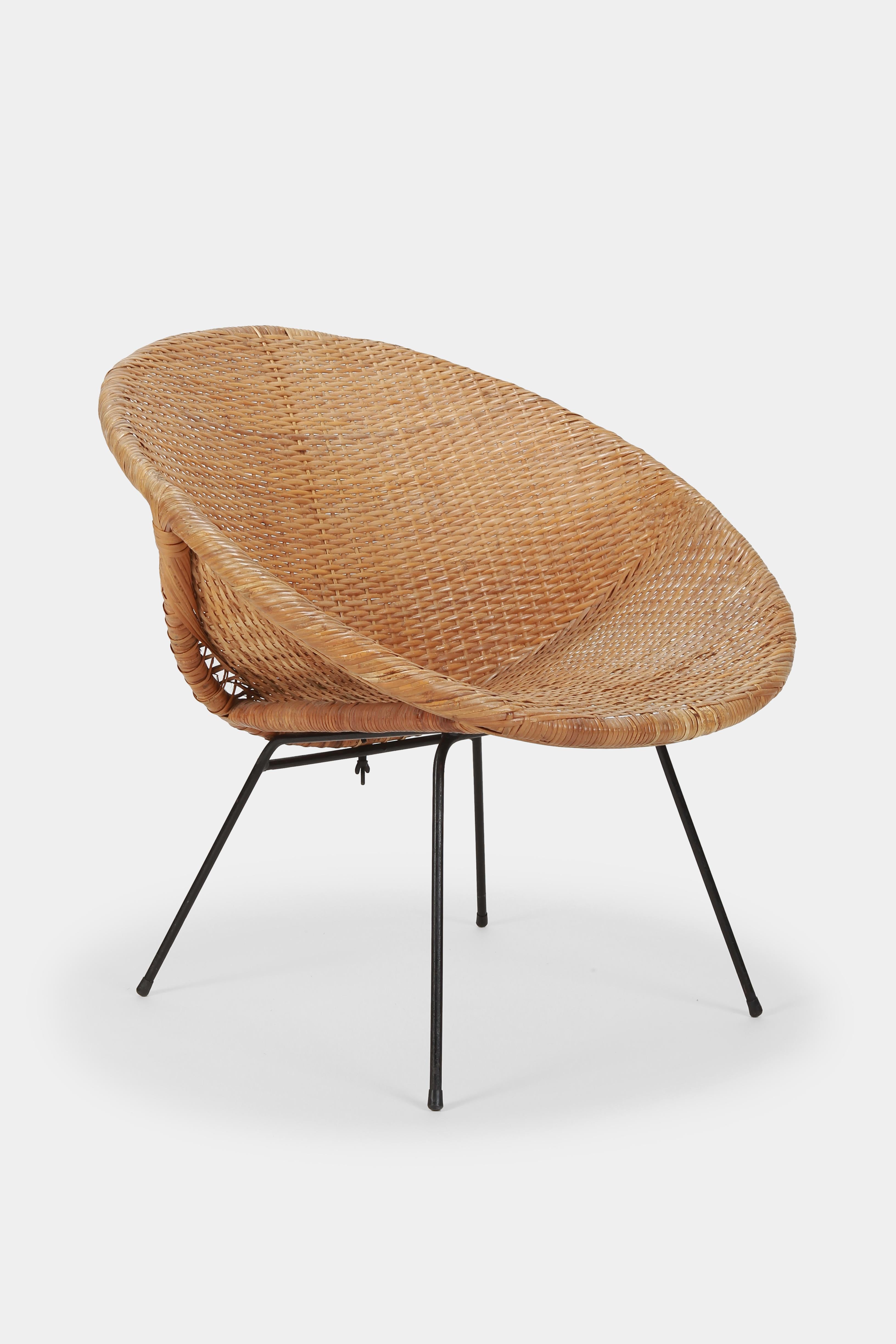 rattan circular chair