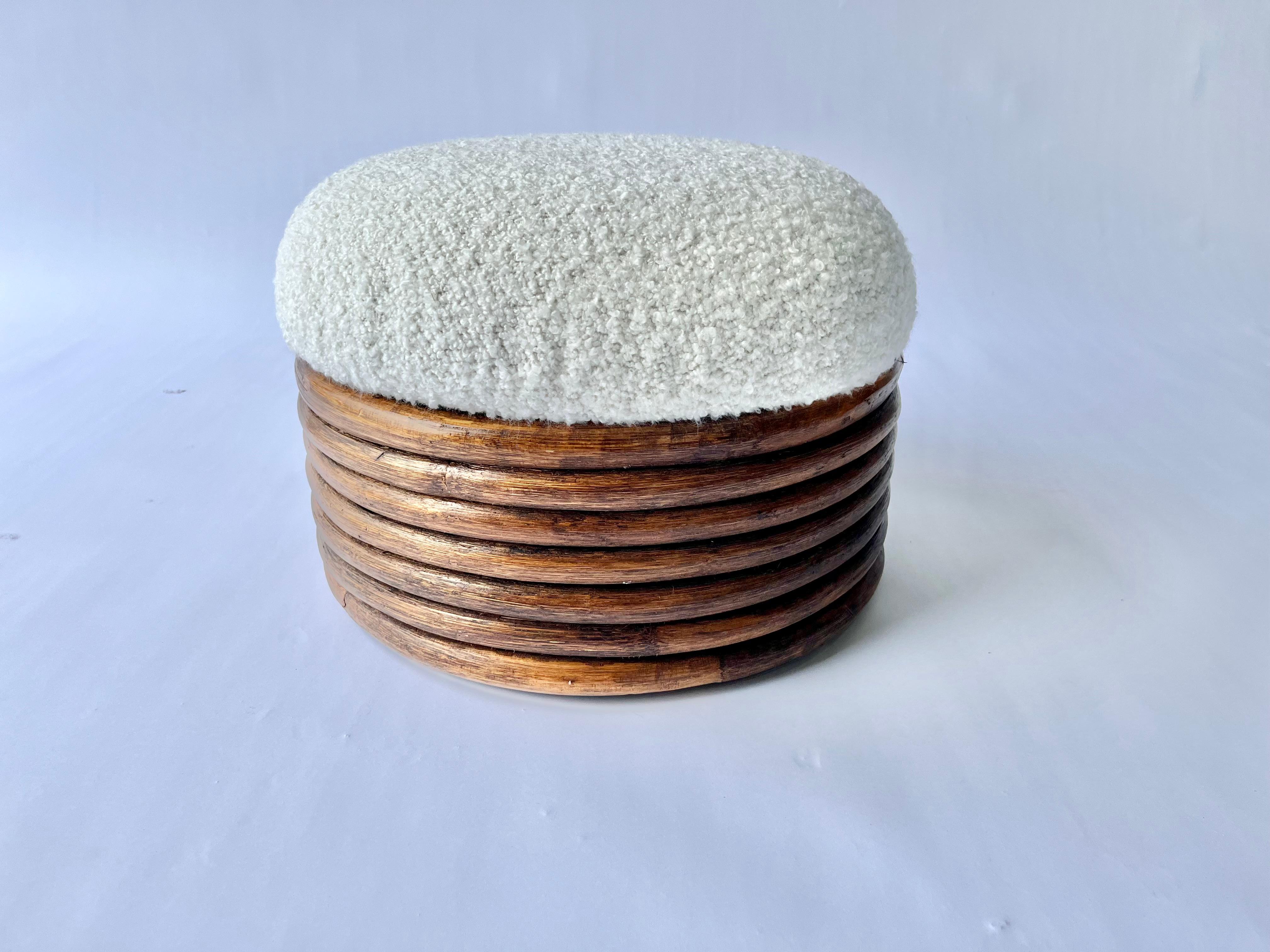 Round Rattan Ottoman, Boucle, Mid Century For Sale 5