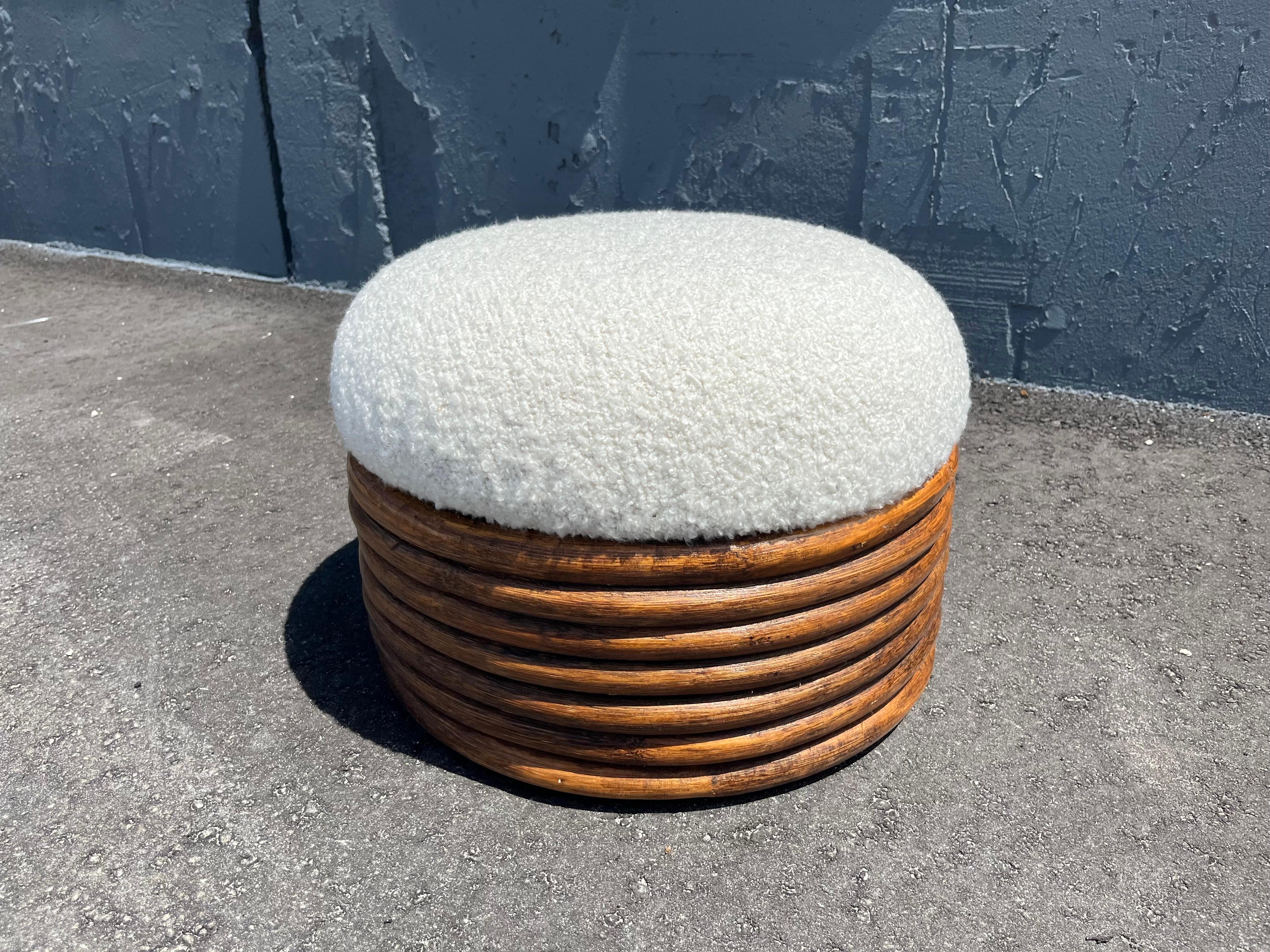 Round Rattan Ottoman, Boucle, Mid Century In Excellent Condition For Sale In Miami, FL
