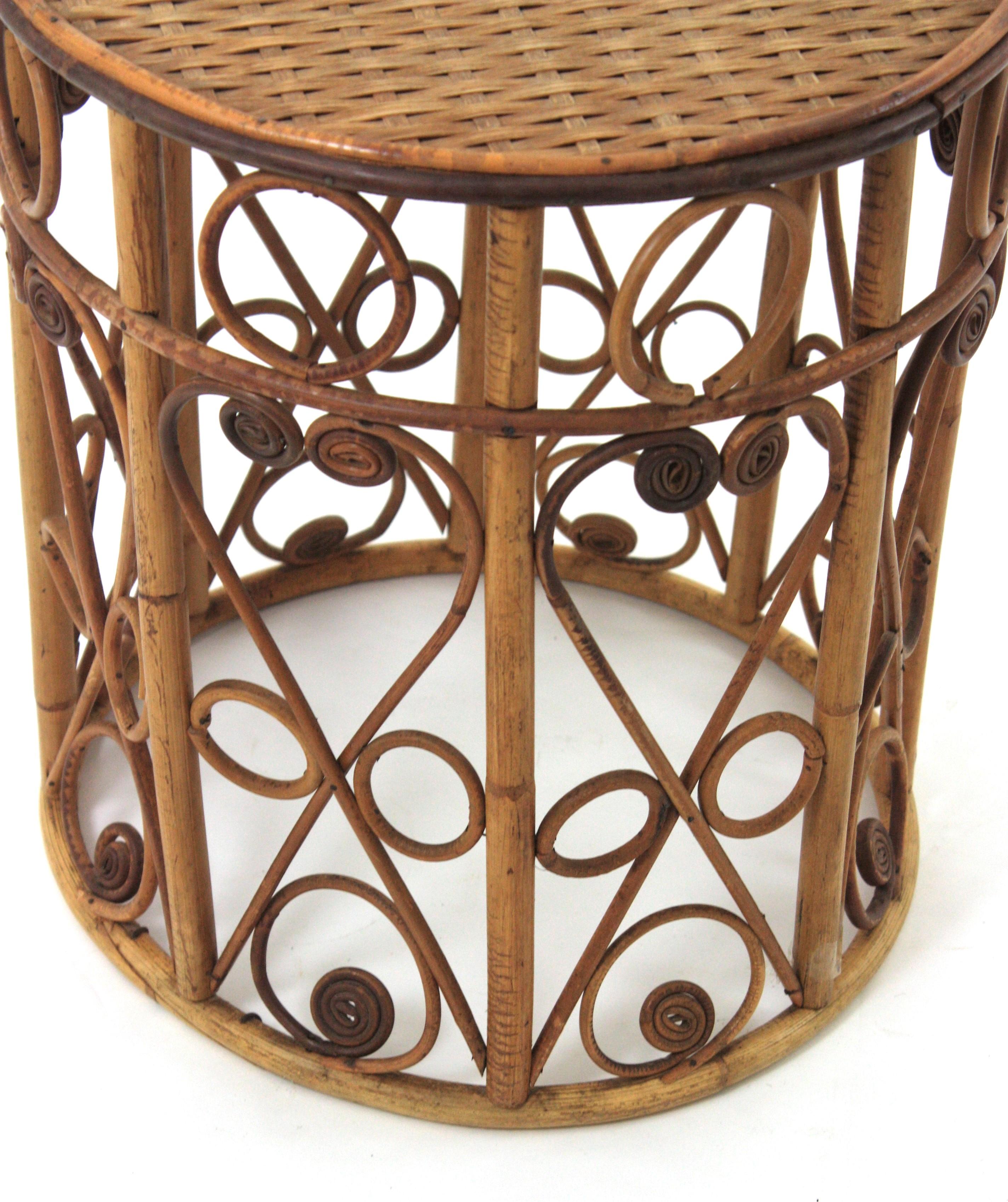 Round Rattan Side Table  with Filigree Details, Spain 60's For Sale 1