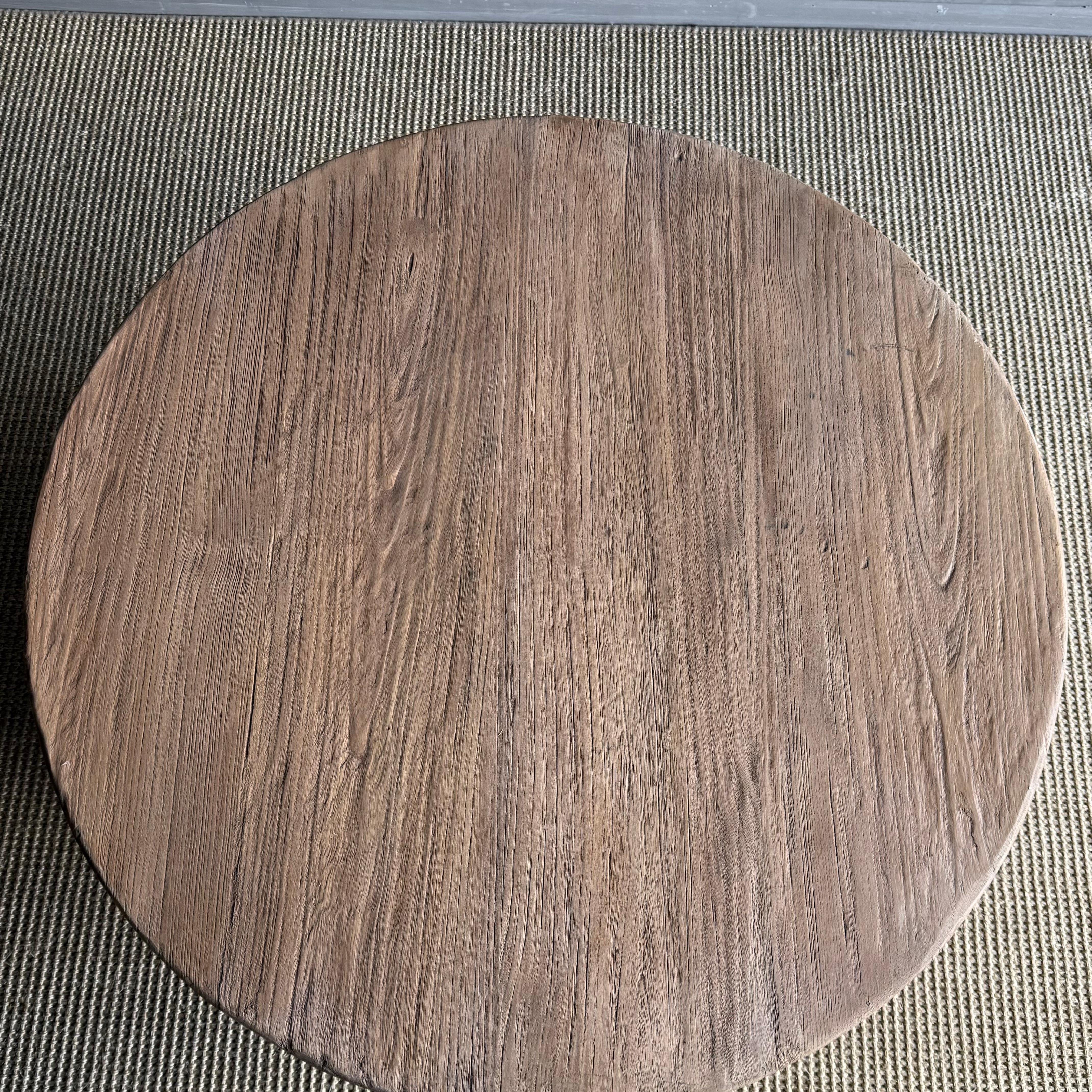 Round Reclaimed Wood Coffee Table In New Condition For Sale In Old Town Orange, CA