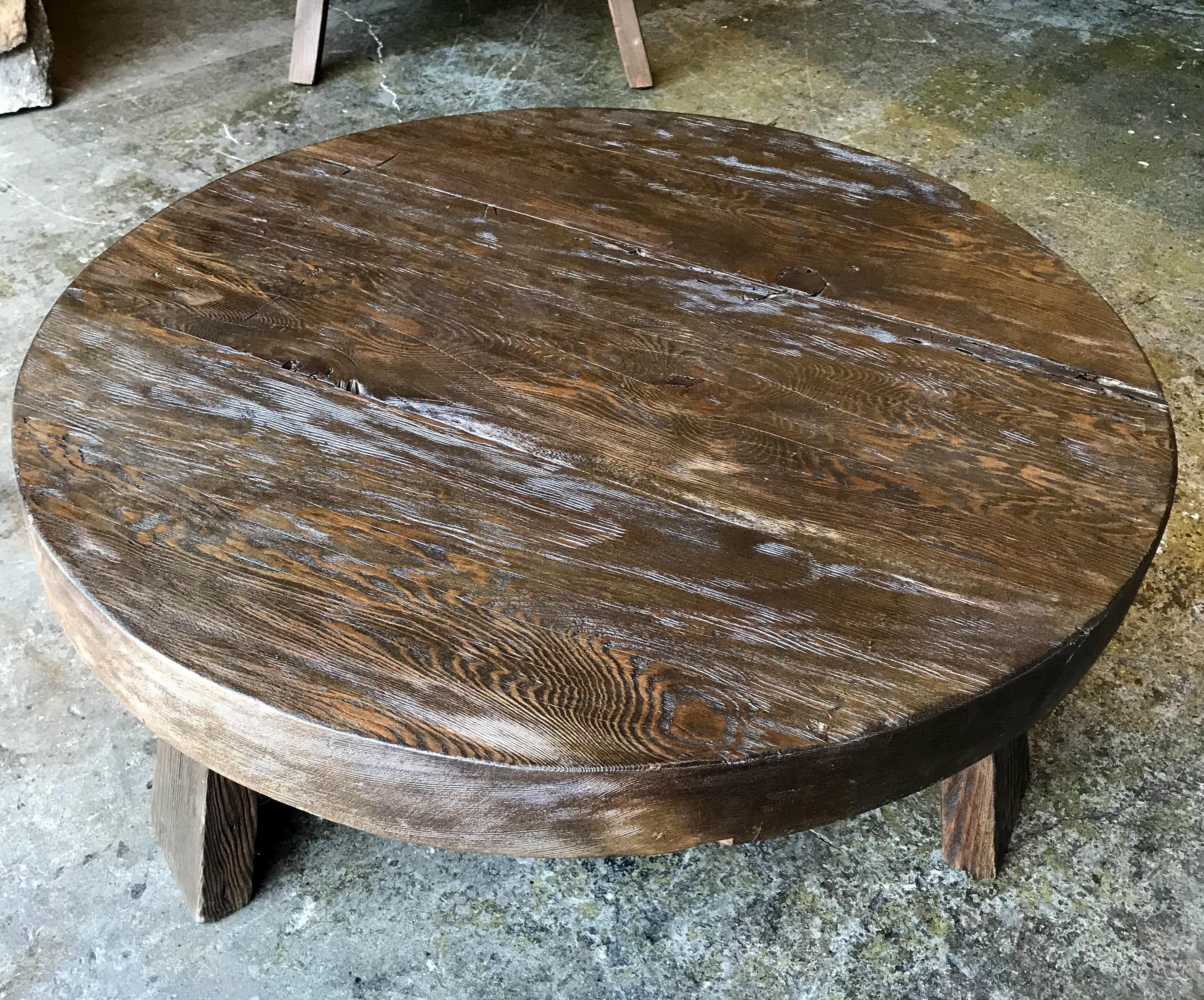 Round Reclaimed Wood Coffee Table In Good Condition In Los Angeles, CA
