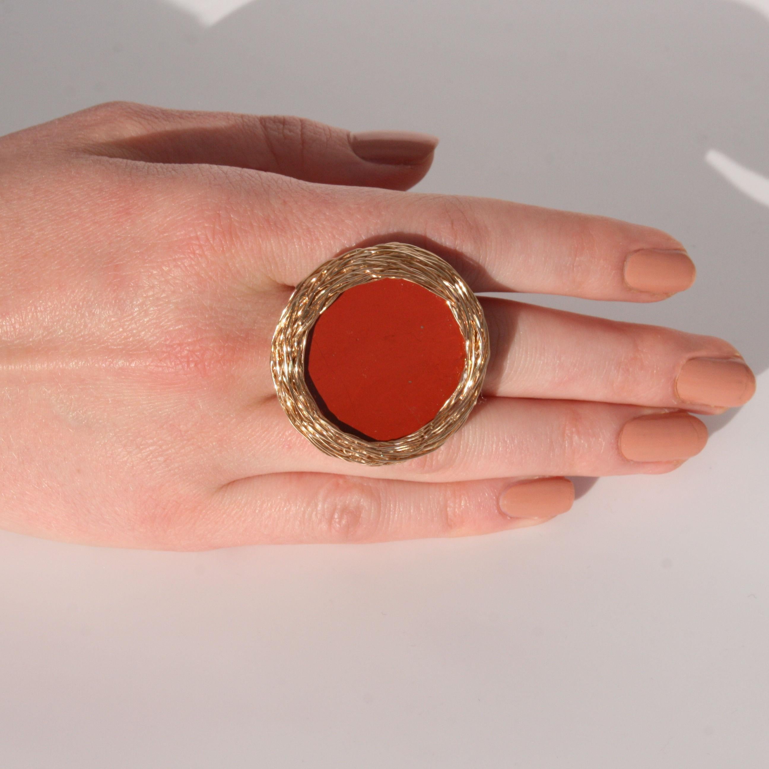 Round red Jaspis Stone 14 kt Yellow Gold Filled Cocktail & Statement Ring  For Sale 3