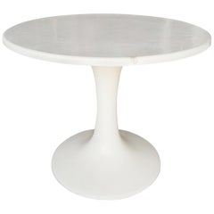 Round Resin Table in the Style of Eero Saarinen Tulip Base by Knoll