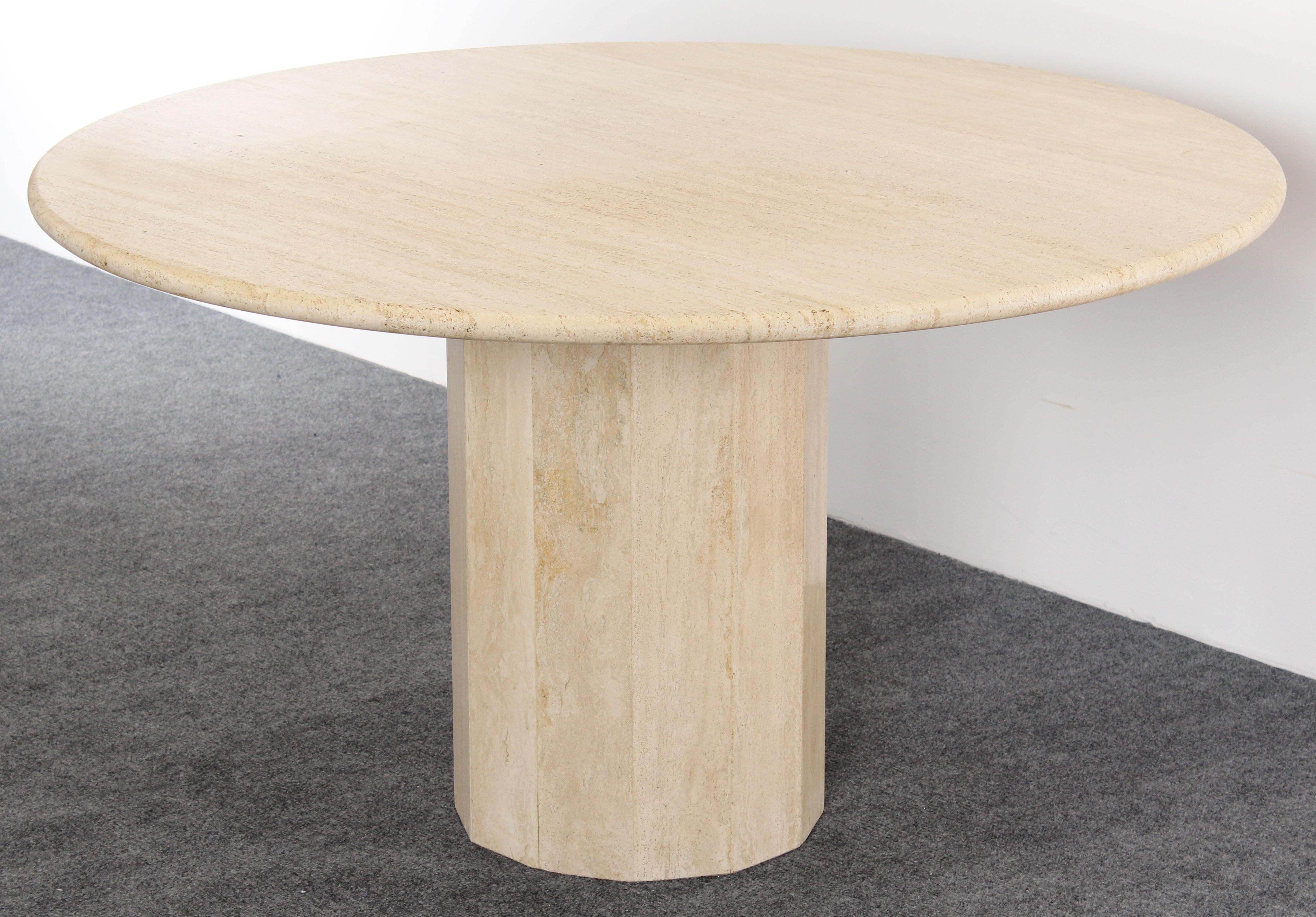 Round Roche Bobois Style Italian Travertine Dining Table, 1970s In Good Condition In Hamburg, PA