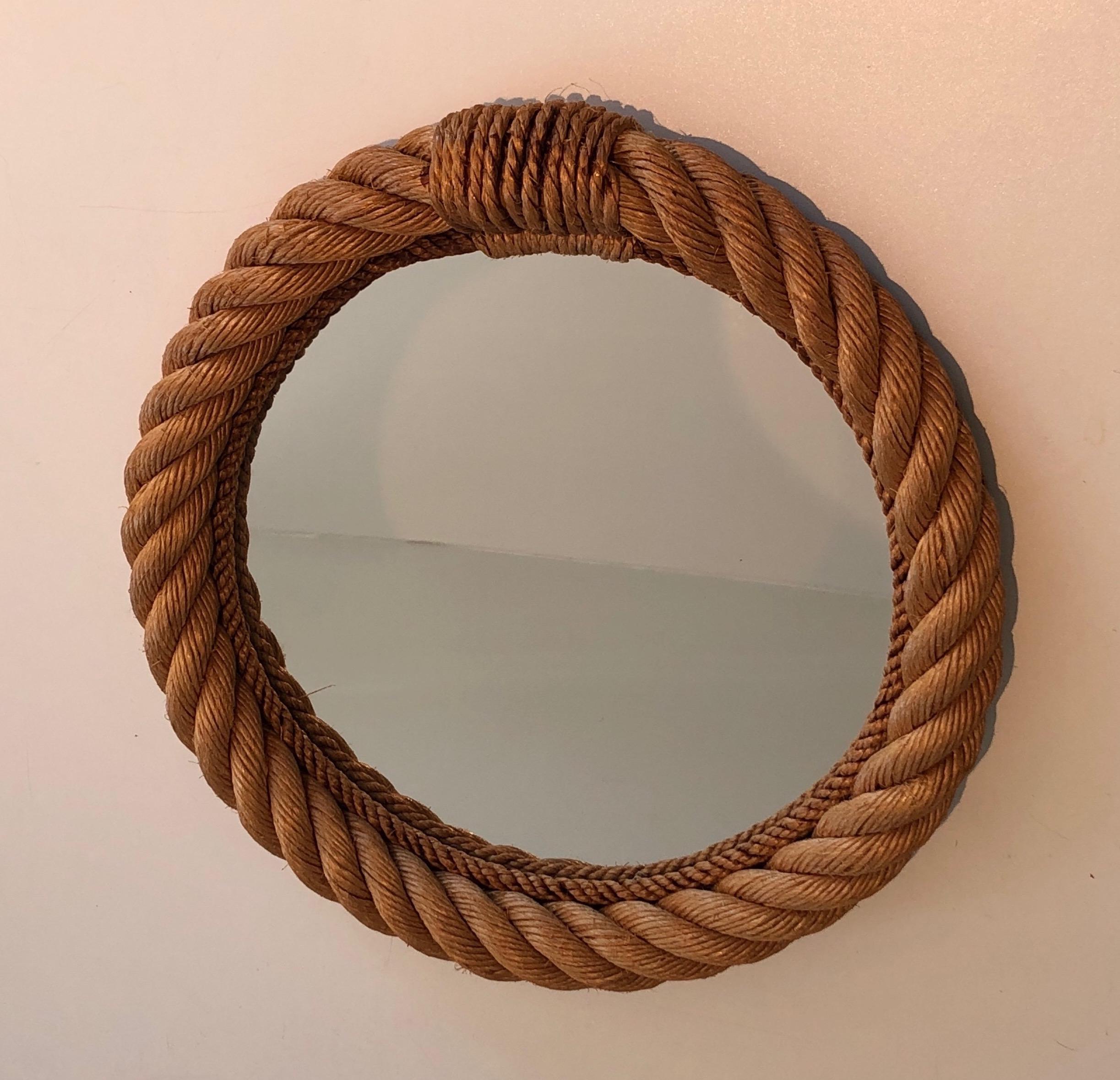 Round Rope Mirror in the Style of Audoux Minet. French Work. Circa 1970 In Good Condition For Sale In Marcq-en-Barœul, Hauts-de-France