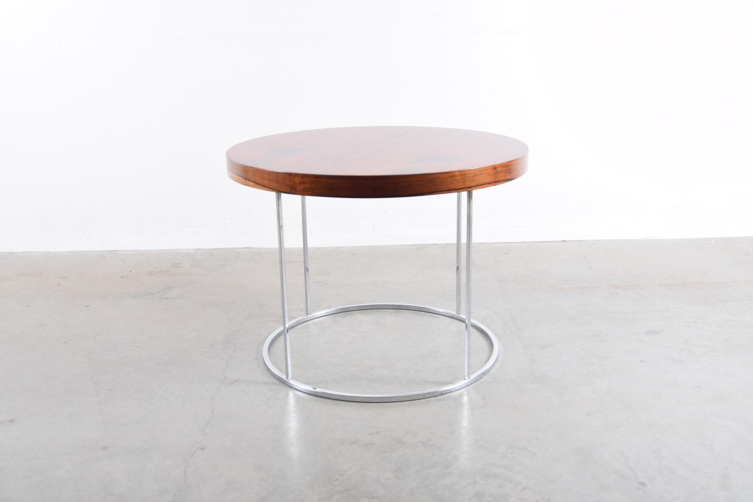 Mid-Century Modern Round Rosewood and Chrome Lamp Table by Milo Baughman