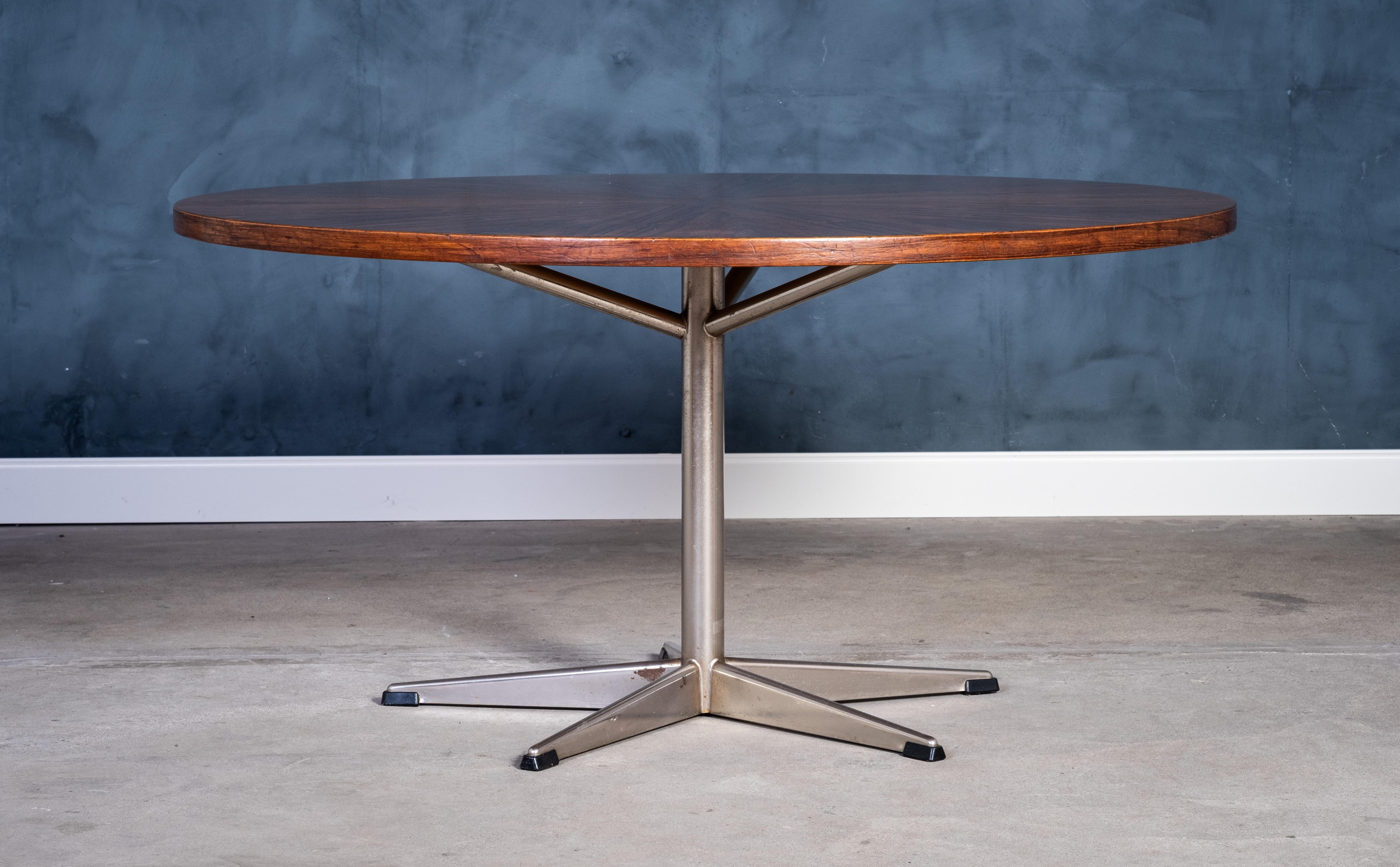 Mid-Century Modern Round Rosewood Coffee Table on Steel Base, Denmark, 1960s For Sale