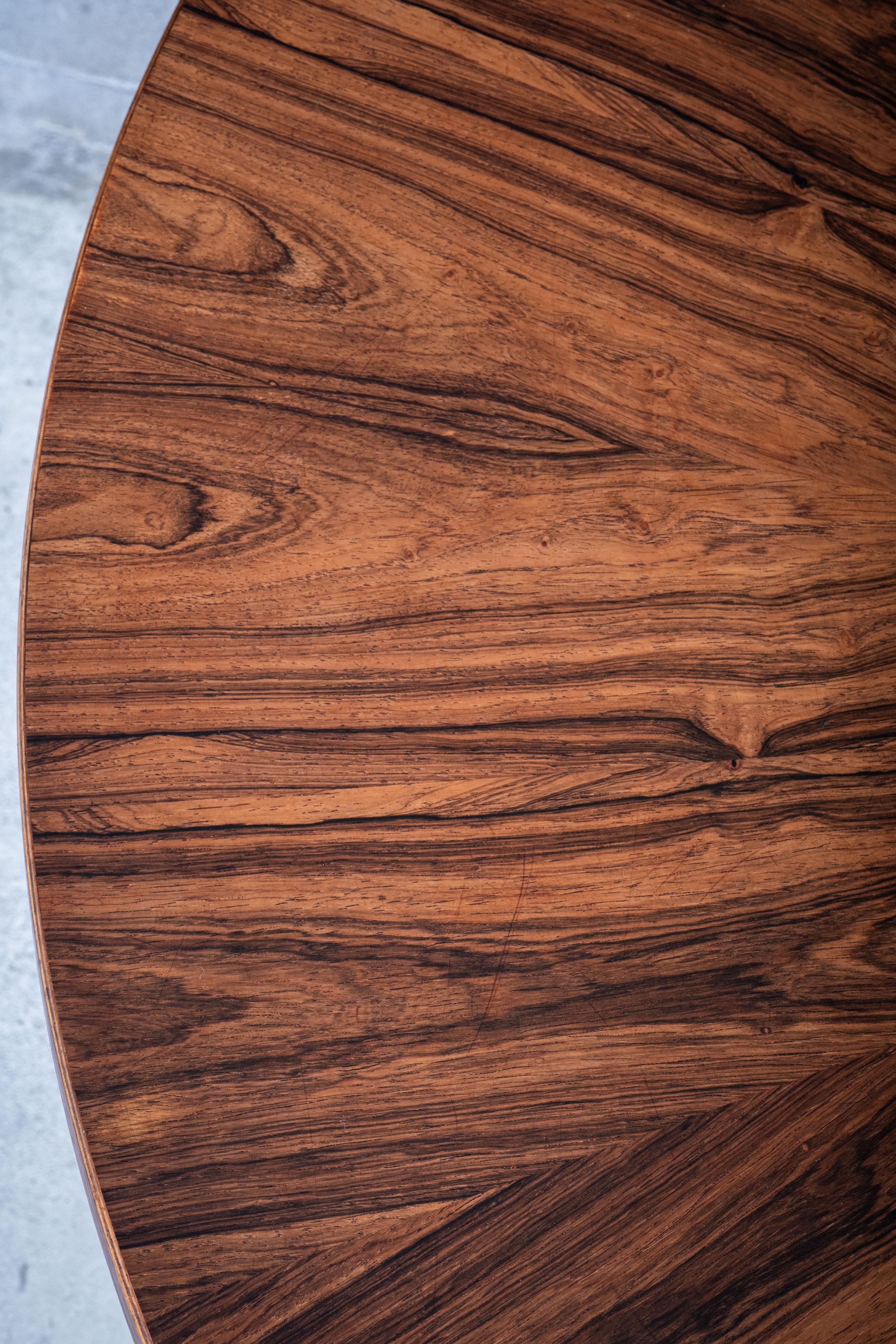 Round Rosewood Coffee Table on Steel Base, Denmark, 1960s For Sale 1