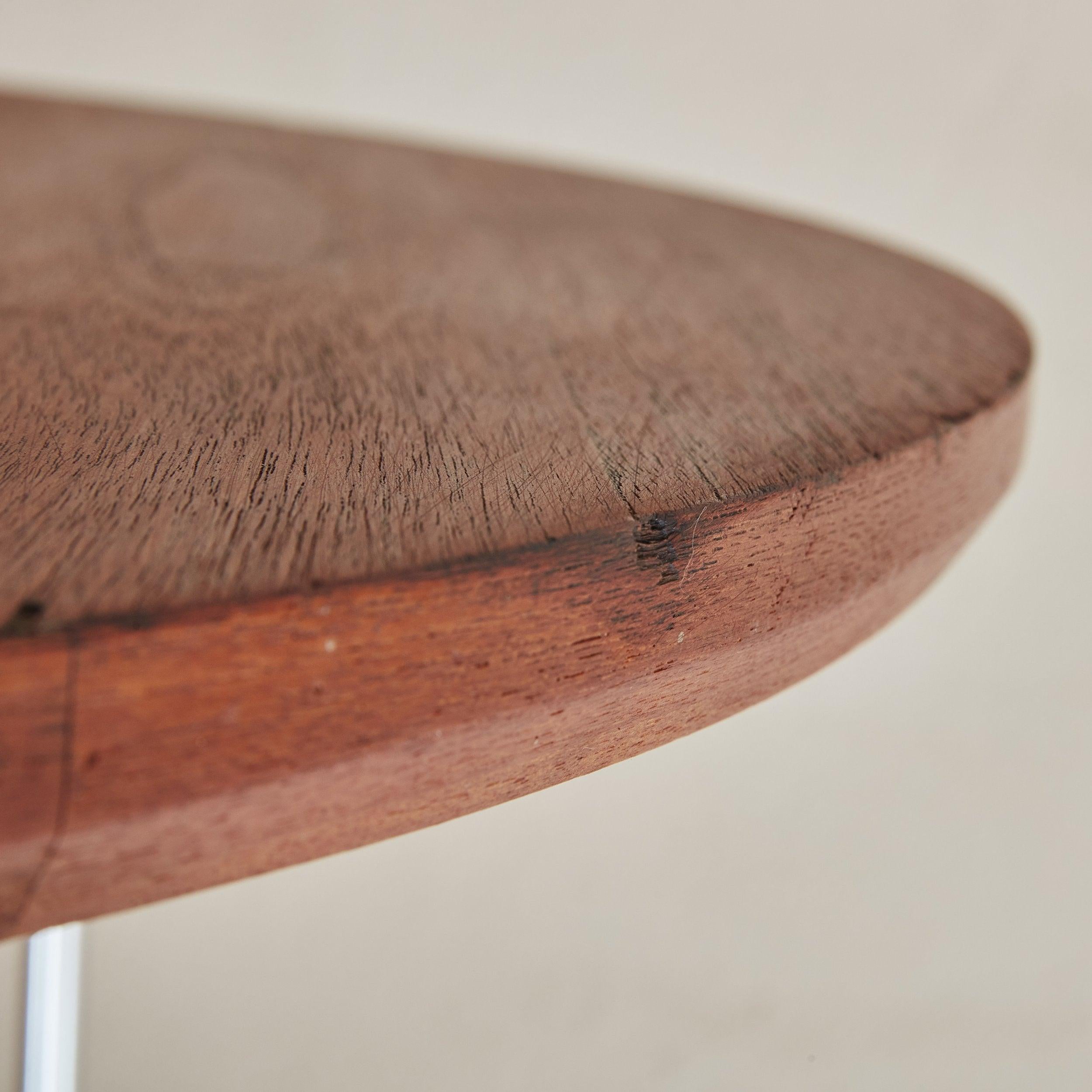 Round Rosewood Coffee Table with Hairpin Legs, Denmark 1960s For Sale 2