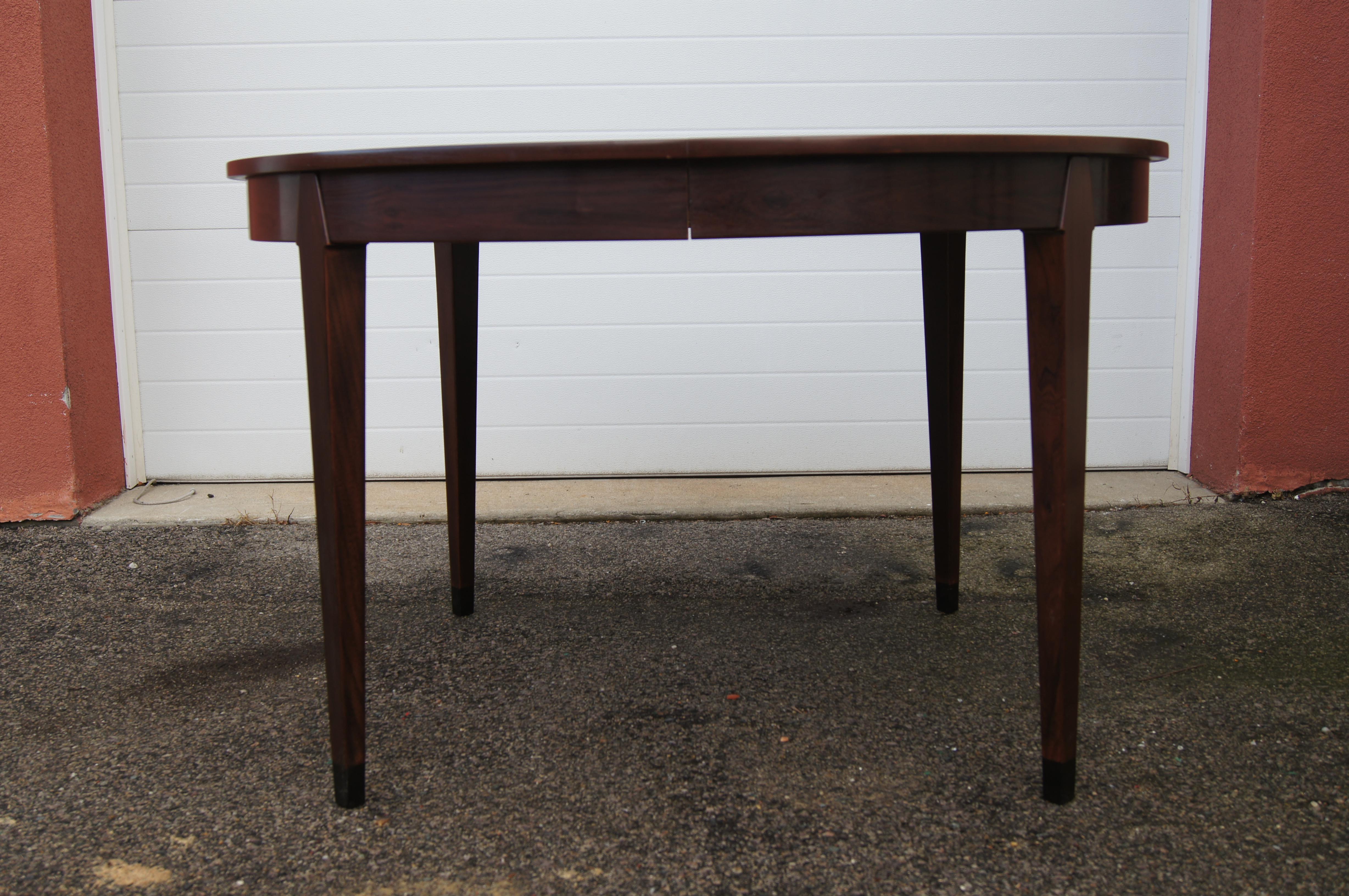 Danish Round Rosewood Dining Table with Extension by Arne Vodder For Sale