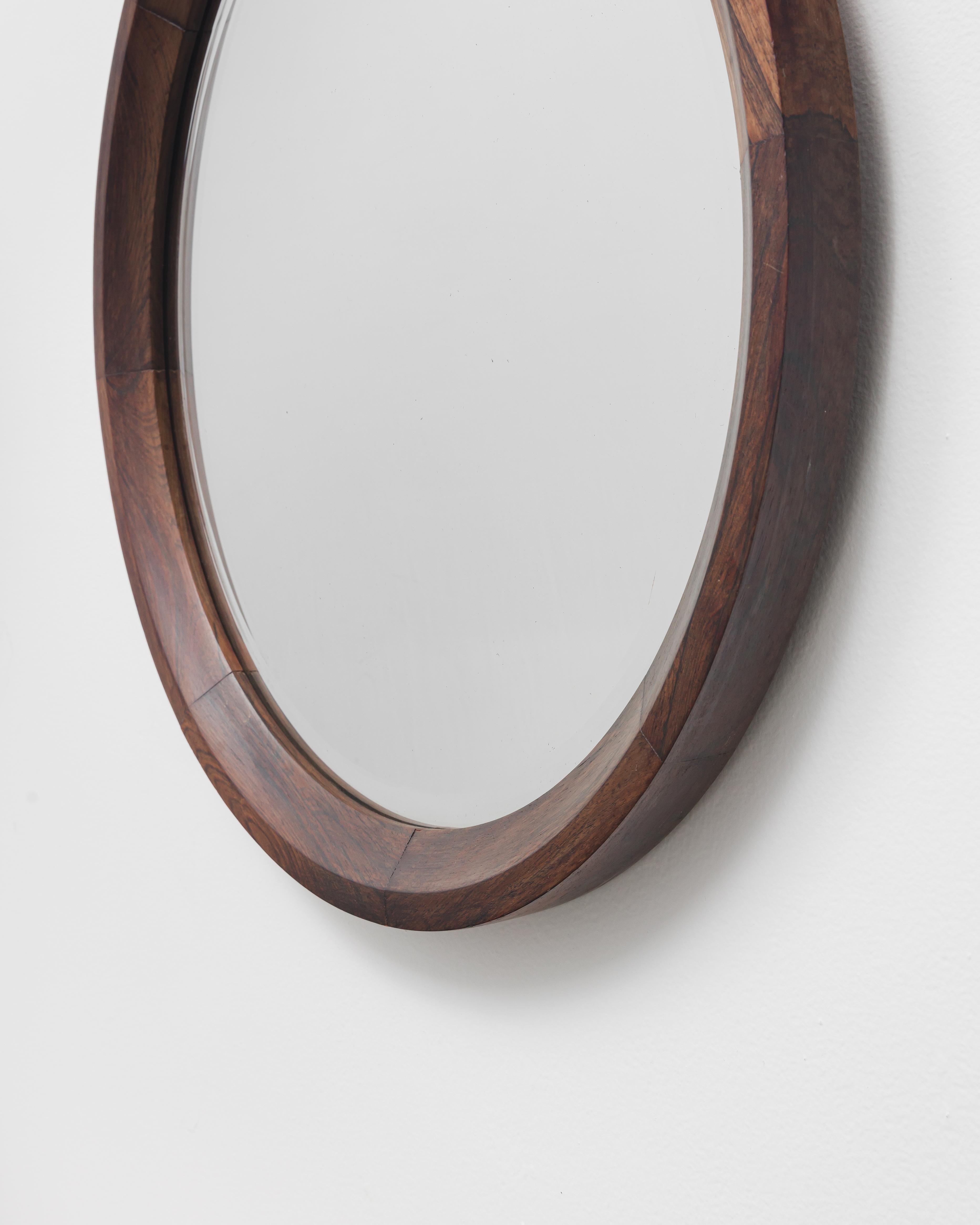Mid-Century Modern Round Rosewood Mirror by Sergio Rodrigues (attributed), 1960s For Sale